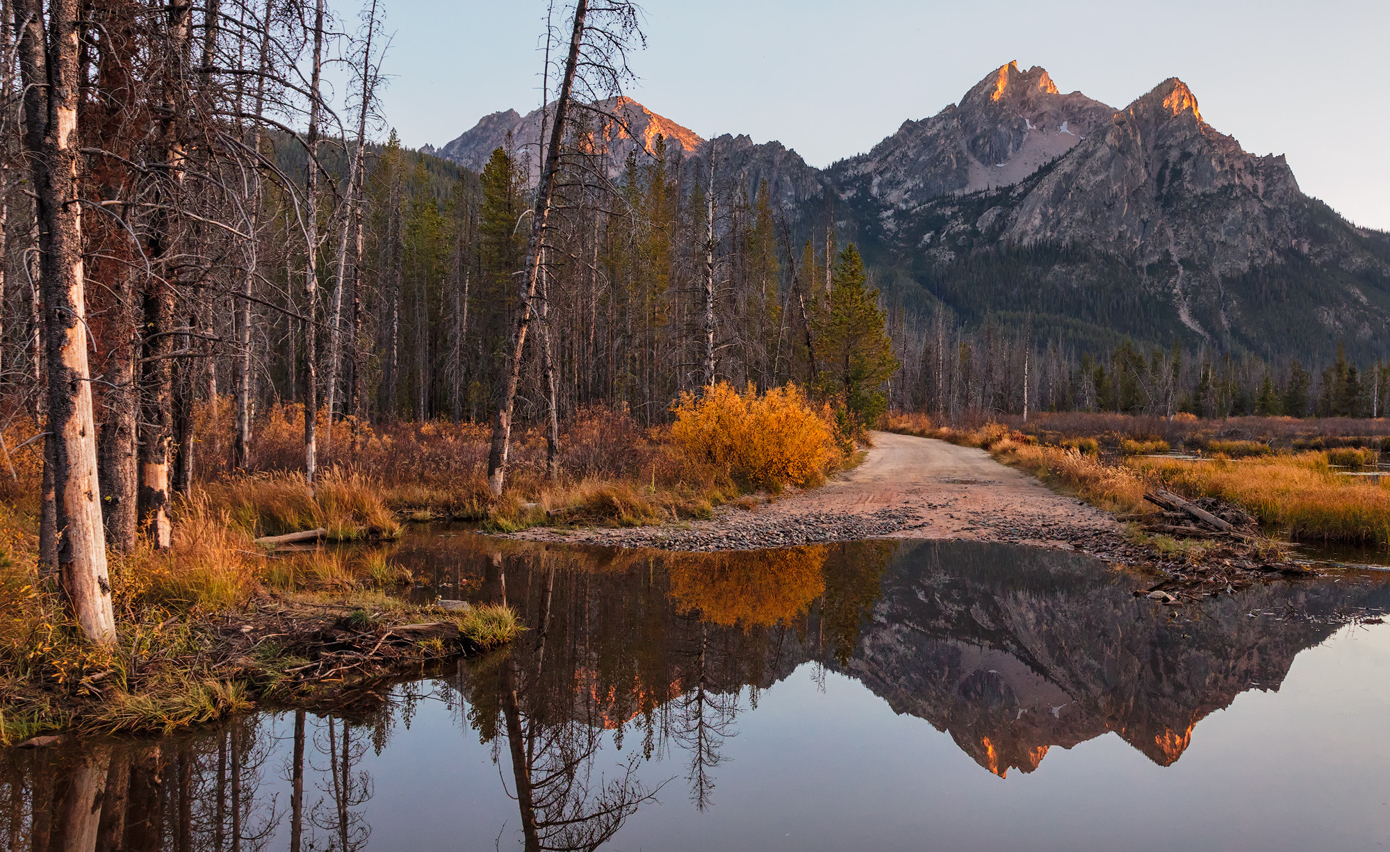 Canon EOS 5DS R + Canon EF 17-40mm F4L USM sample photo. Stanely inlet mt mcgowen photography