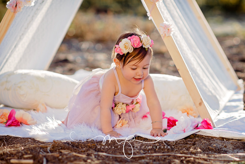 Nikon D800 + AF DC-Nikkor 135mm f/2D sample photo. Baby girl one year portrait session photography