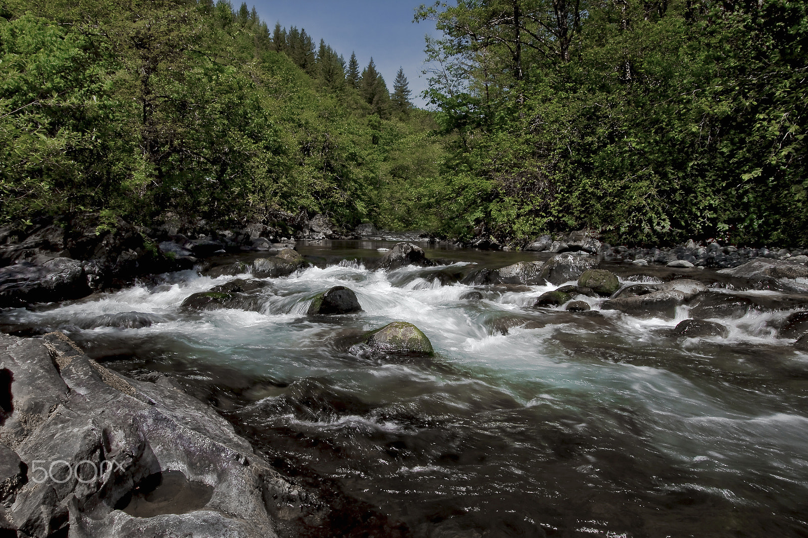 Canon EF-S 10-22mm F3.5-4.5 USM sample photo. Over the rapids photography