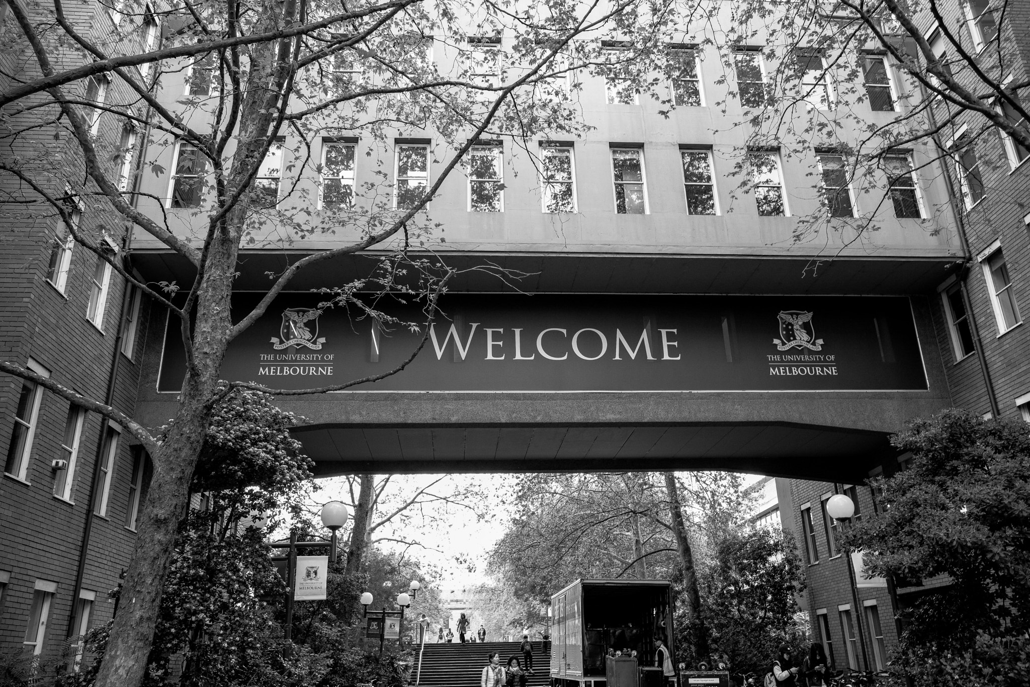 Summilux-M 1:1.4/28 ASPH. sample photo. Front gate of melbourne uni photography
