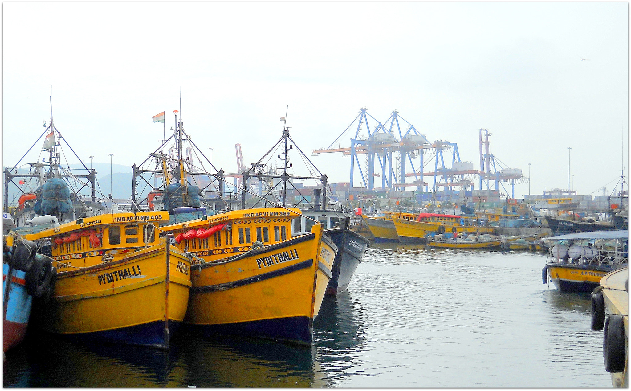 Nikon Coolpix L22 sample photo. Fishing harbour, vaizag photography