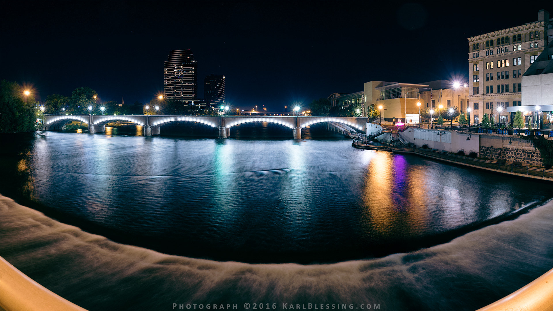 Olympus OM-D E-M5 + OLYMPUS M.12mm F2.0 sample photo. Grand river from pearl nw photography