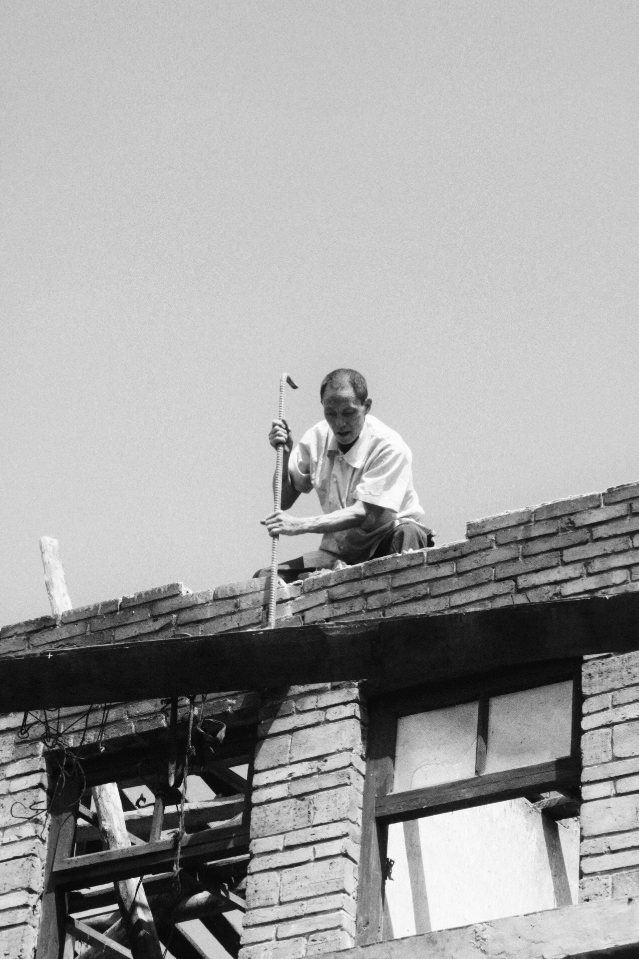 Canon EOS 760D (EOS Rebel T6s / EOS 8000D) sample photo. Old worker photography