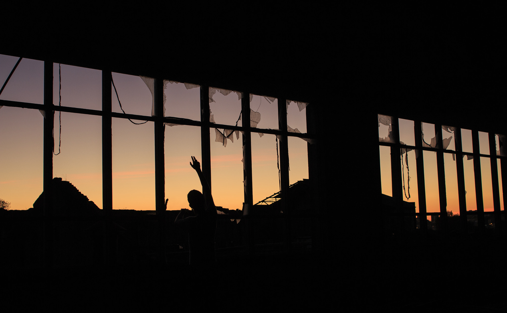 Canon EF 28mm F2.8 IS USM sample photo. Escapismo photography