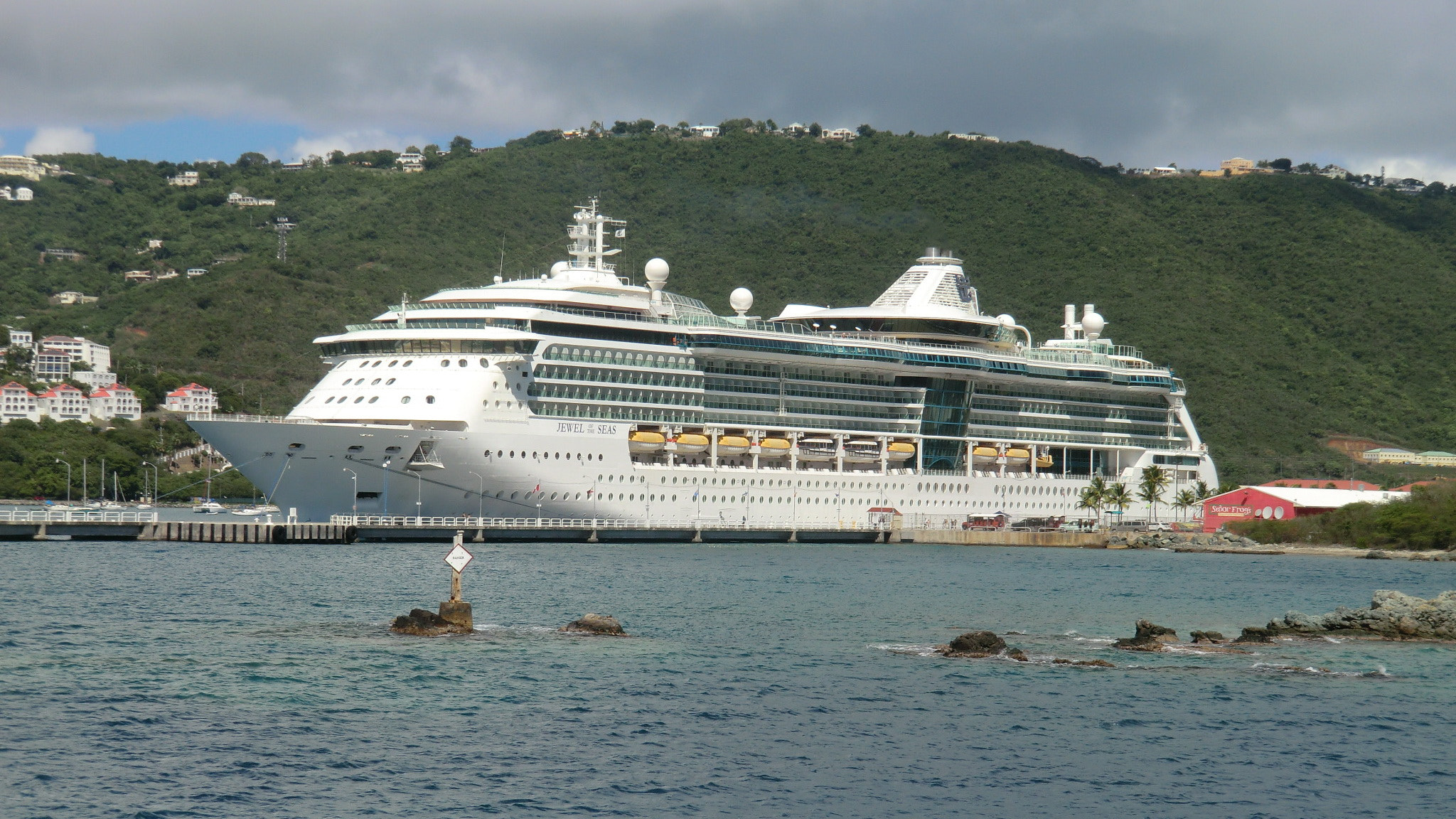 CASIO EX-H15 sample photo. Jewel of the seas photography