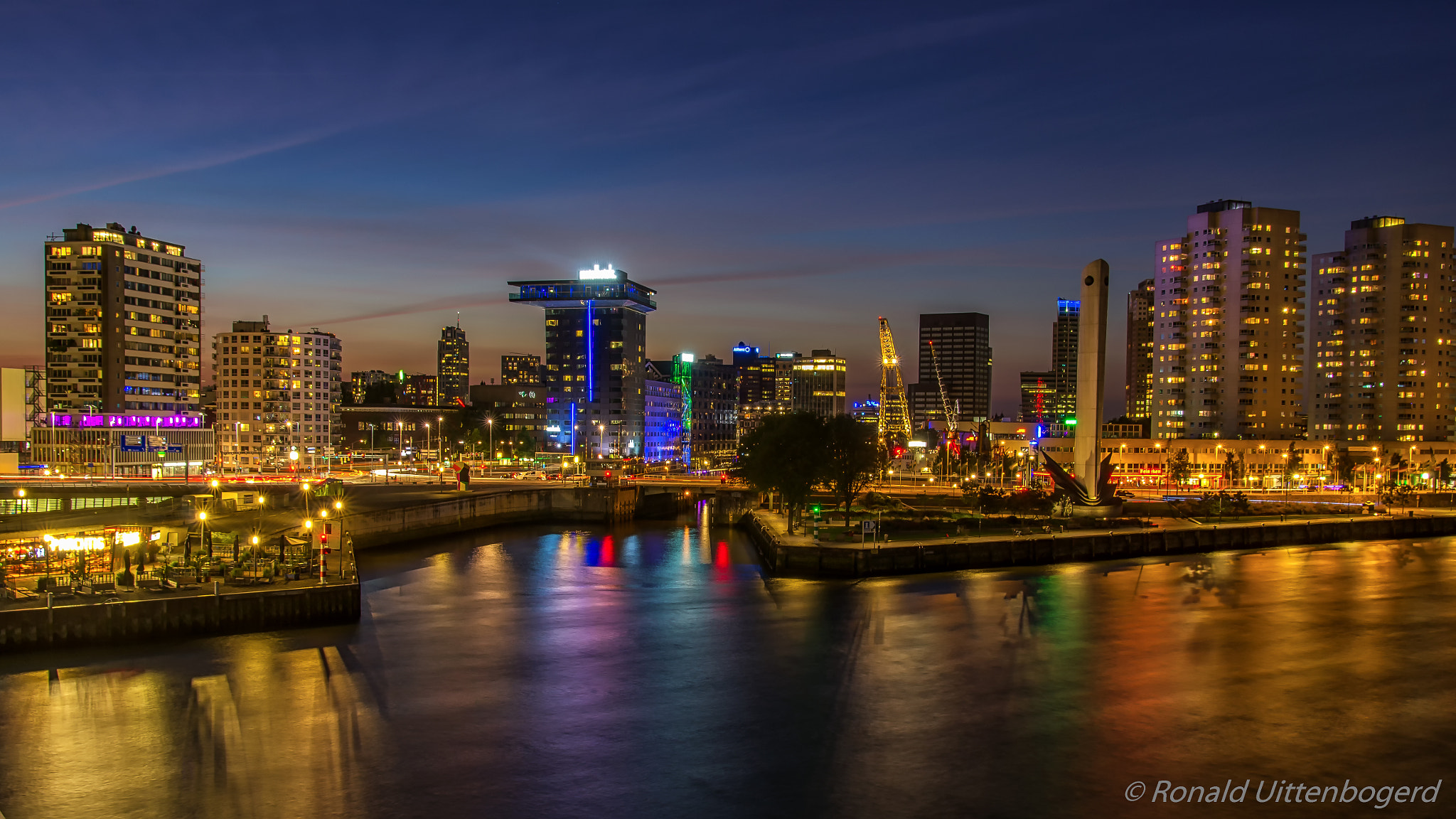 Pentax smc DA* 16-50mm F2.8 ED AL (IF) SDM sample photo. Leuvehaven rotterdam photography