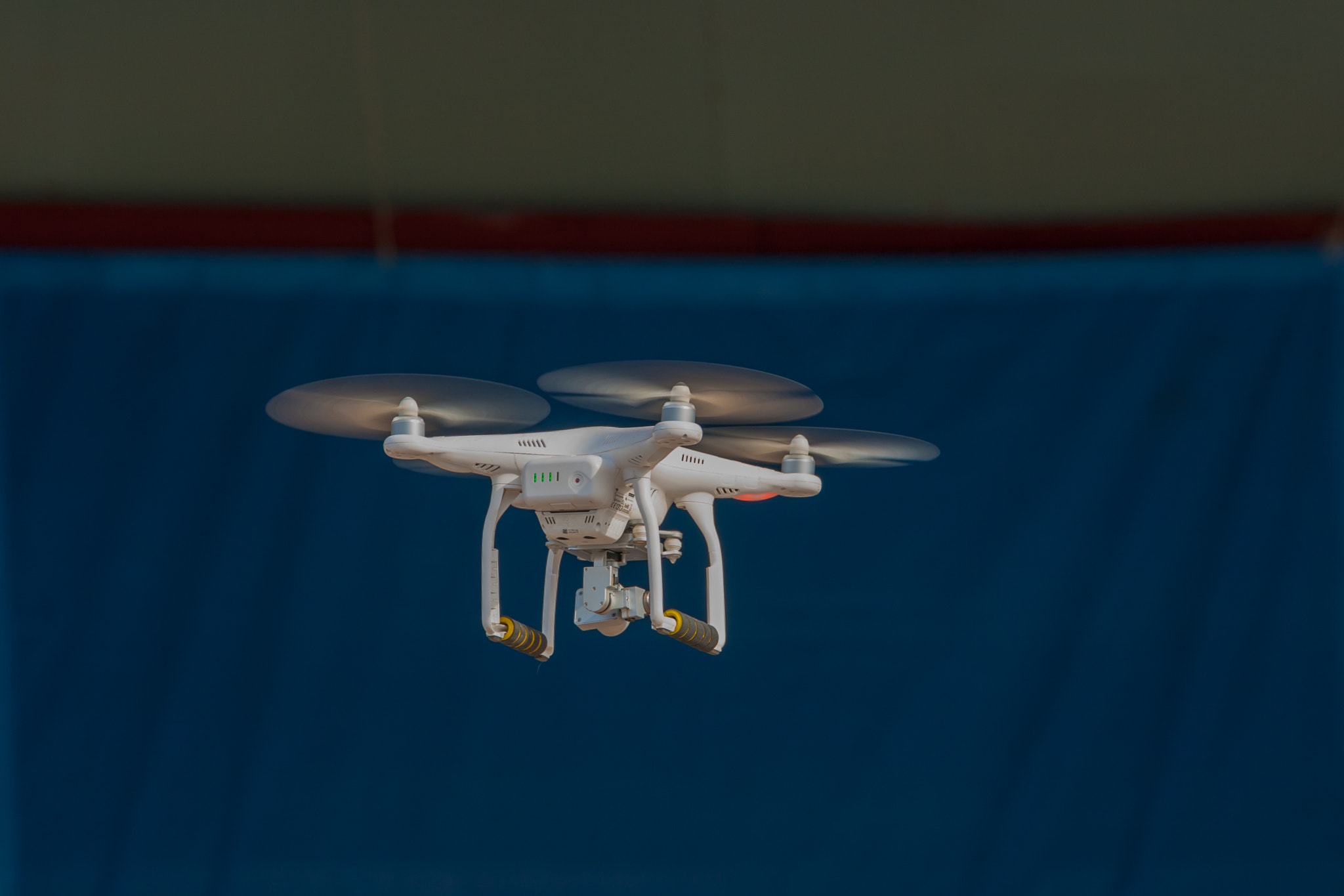Canon EF 70-300mm F4-5.6L IS USM sample photo. Hovering drone. photography