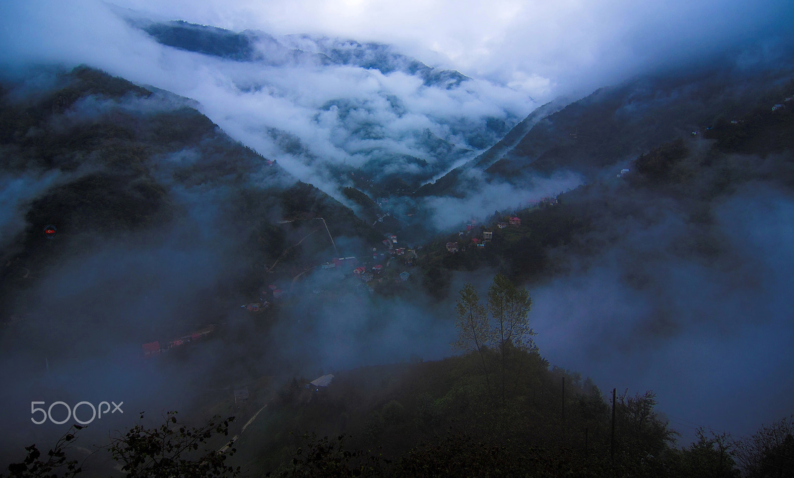 Pentax K-3 II + Pentax smc DA 12-24mm F4.0 ED AL (IF) sample photo. Very clouds photography