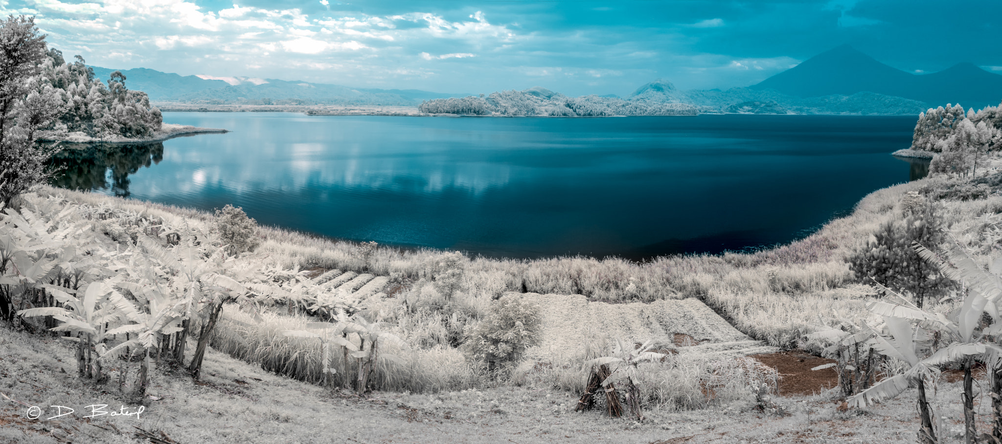 Nikon D80 sample photo. Lake mutunda and the virunga mountains photography
