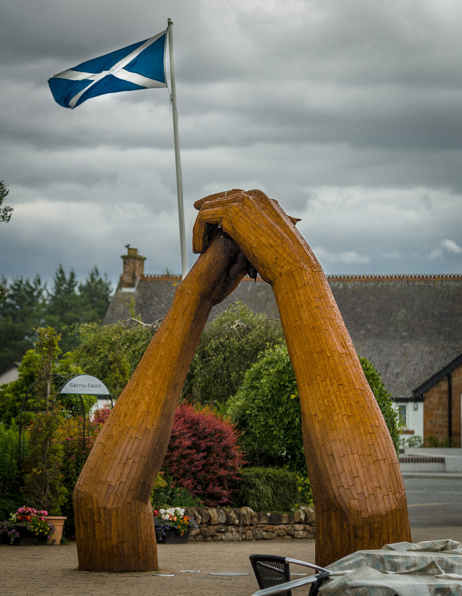 Sony a7S + Sony FE 90mm F2.8 Macro G OSS sample photo. Gretna green photography