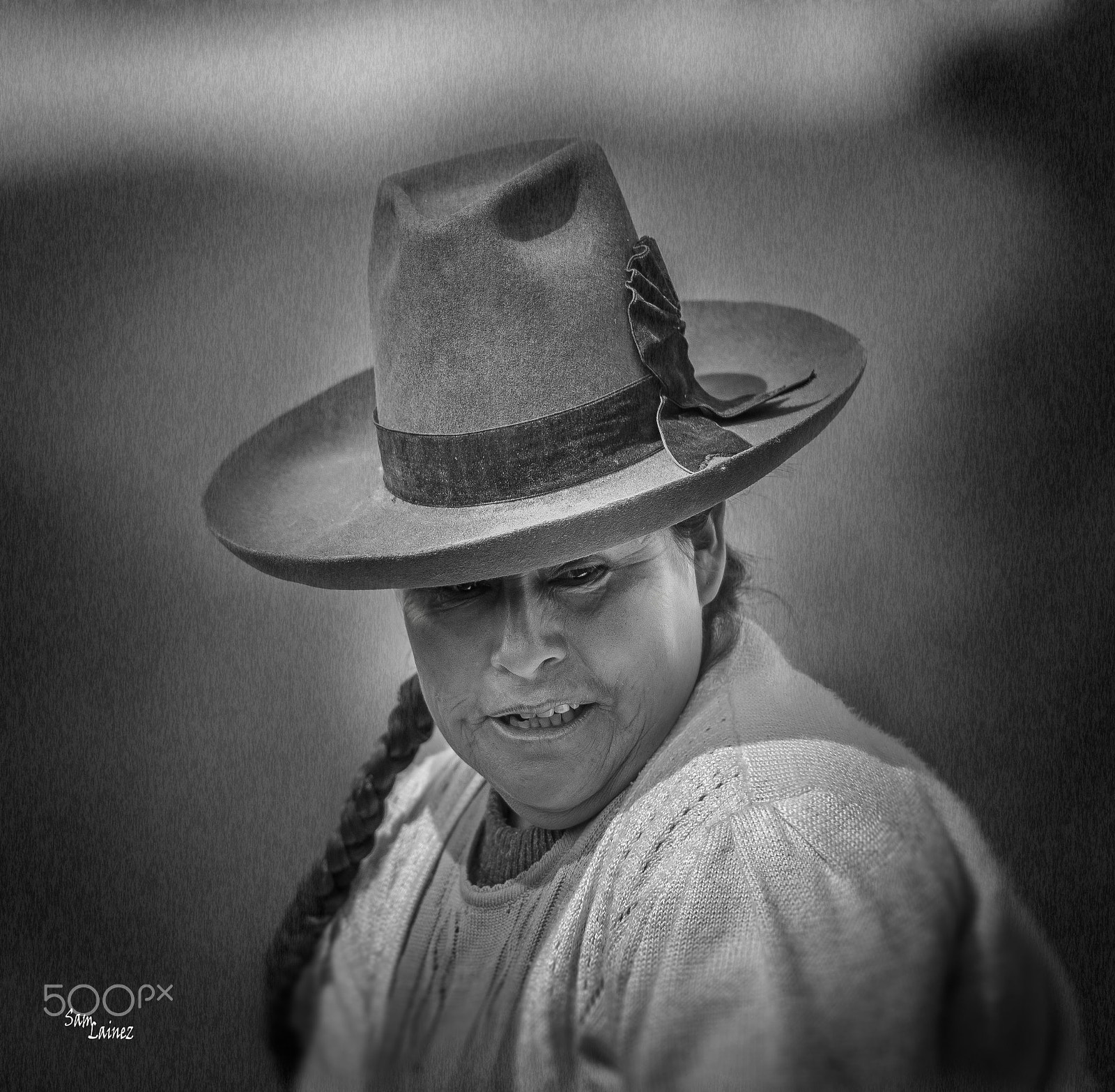 Nikon AF-S Nikkor 70-200mm F2.8G ED VR II sample photo. La chola photography
