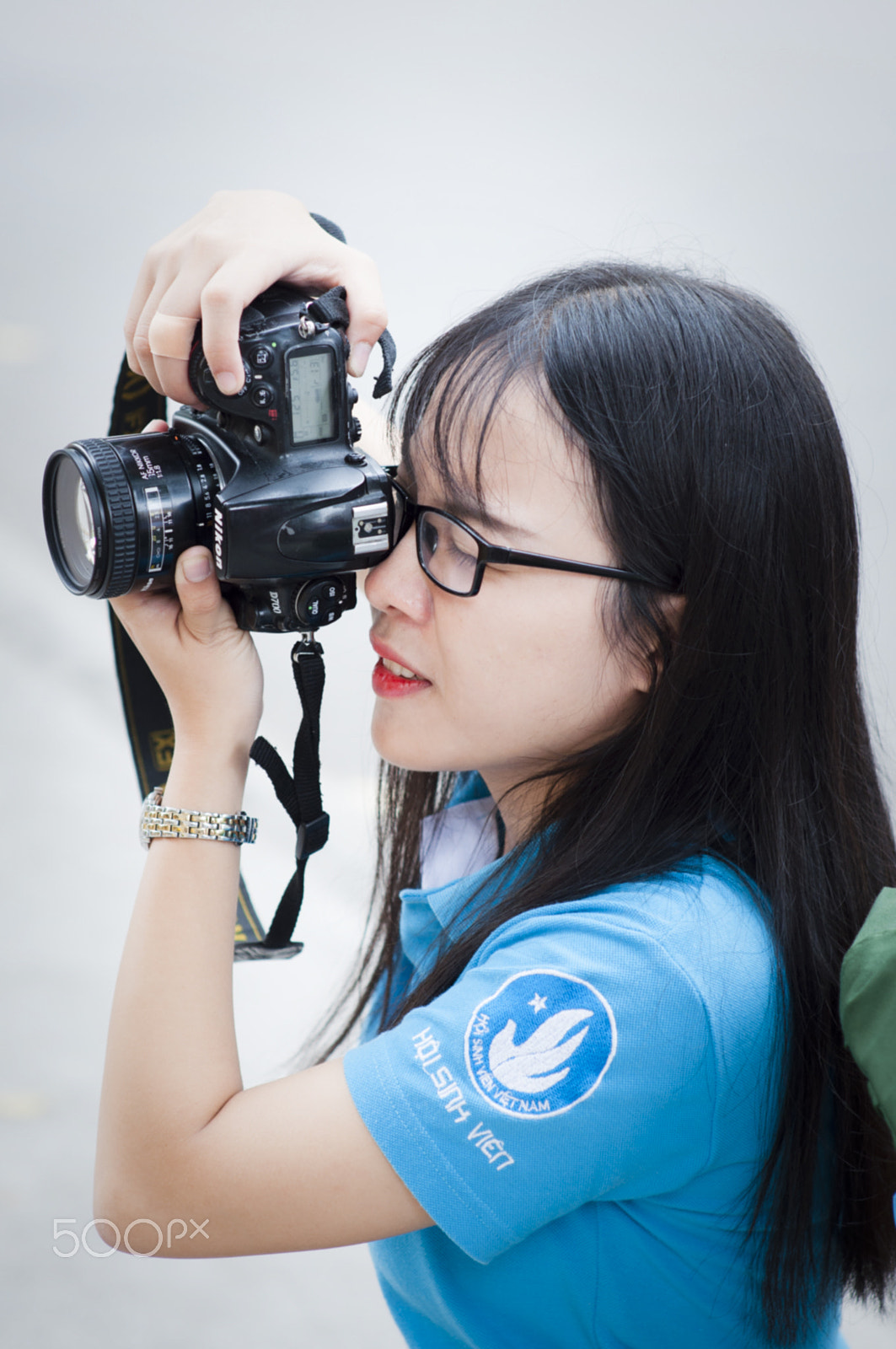 Nikon D90 + Sigma 85mm F1.4 EX DG HSM sample photo. Female photographer photography