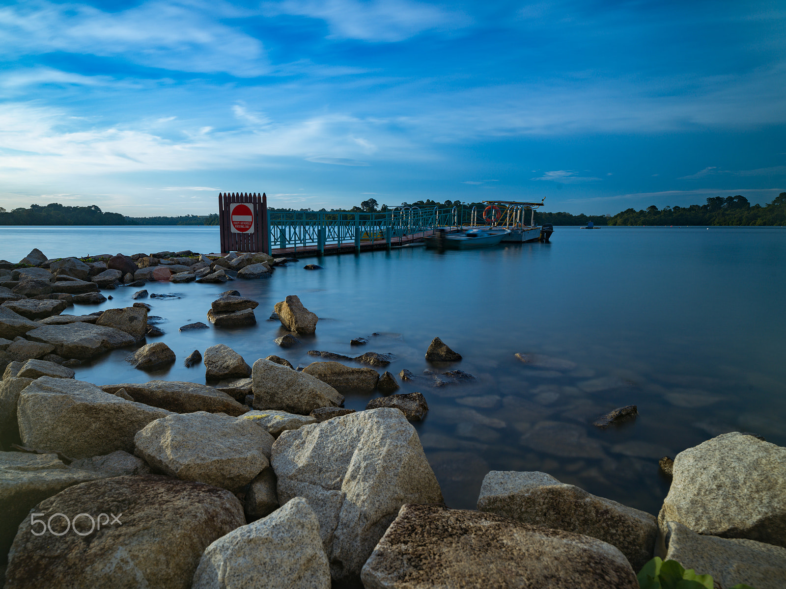 Hasselblad H6D + HCD 28 sample photo. Natural reservoir park photography