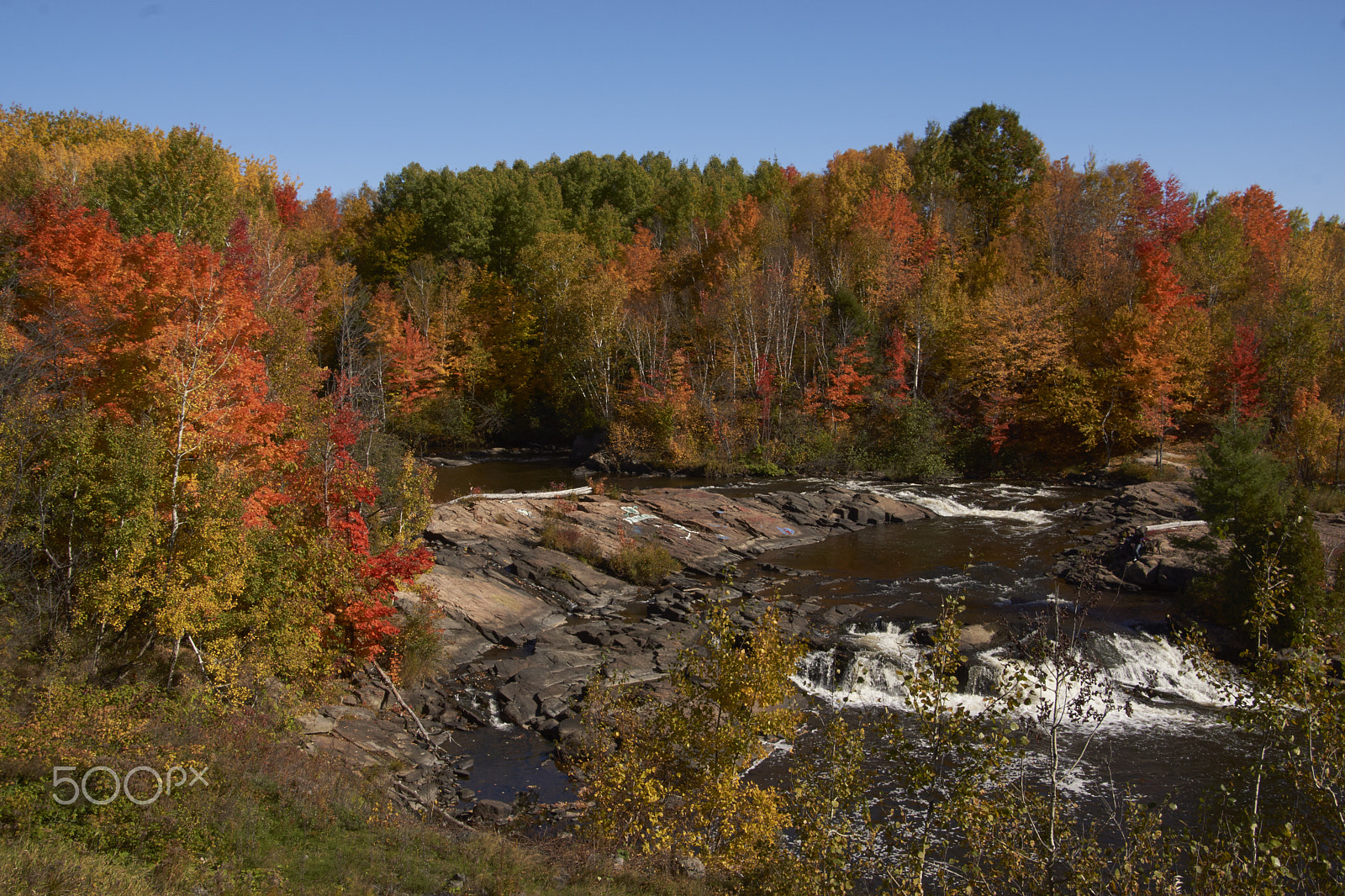 Sony SLT-A65 (SLT-A65V) + DT 18-270mm F3.5-6.3 SSM sample photo. Chutes à shawinigan photography