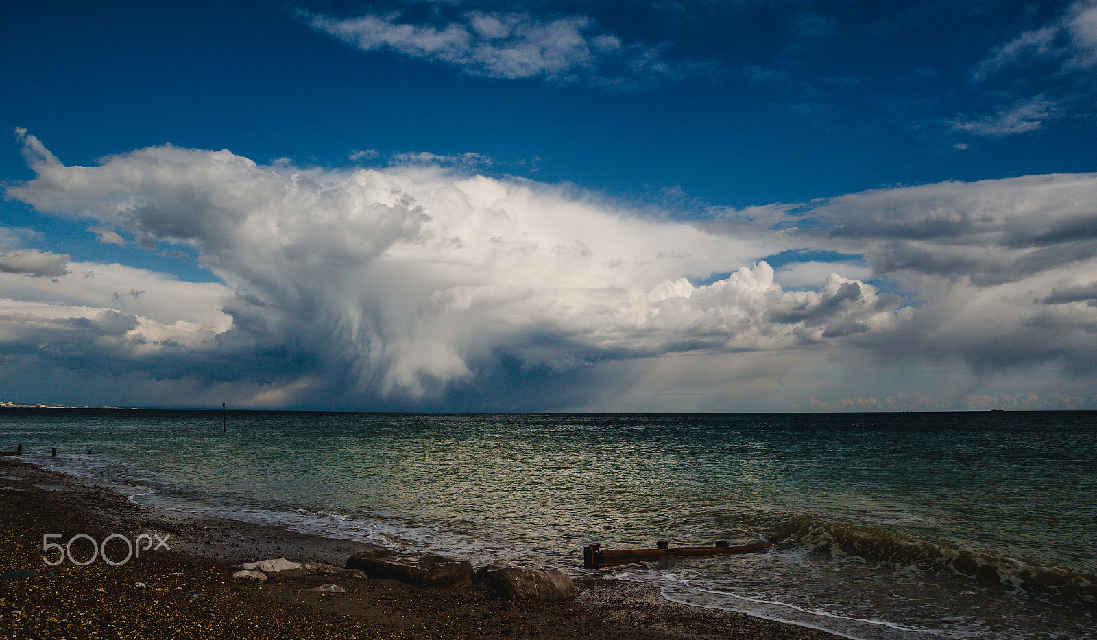 Nikon D5 + Sigma 24-105mm F4 DG OS HSM Art sample photo. Rain clouds coming photography