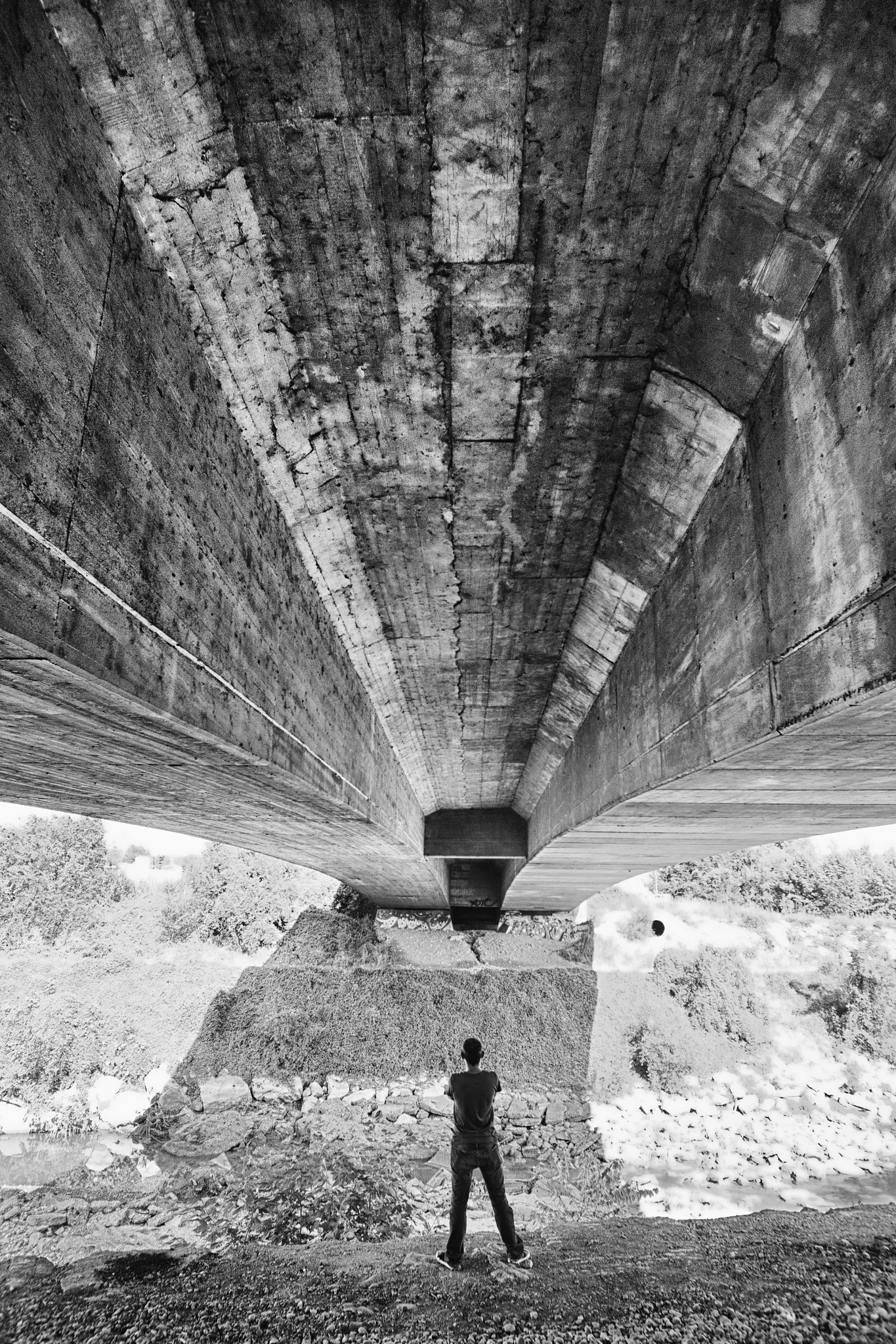 Canon EF 20mm F2.8 USM sample photo. Under the bridge photography