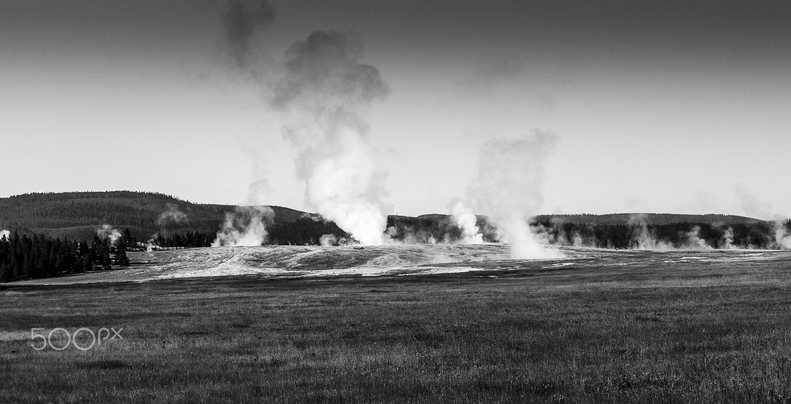 28-70mm F3.5-5.6 OSS sample photo. Geysir fields in the morning photography