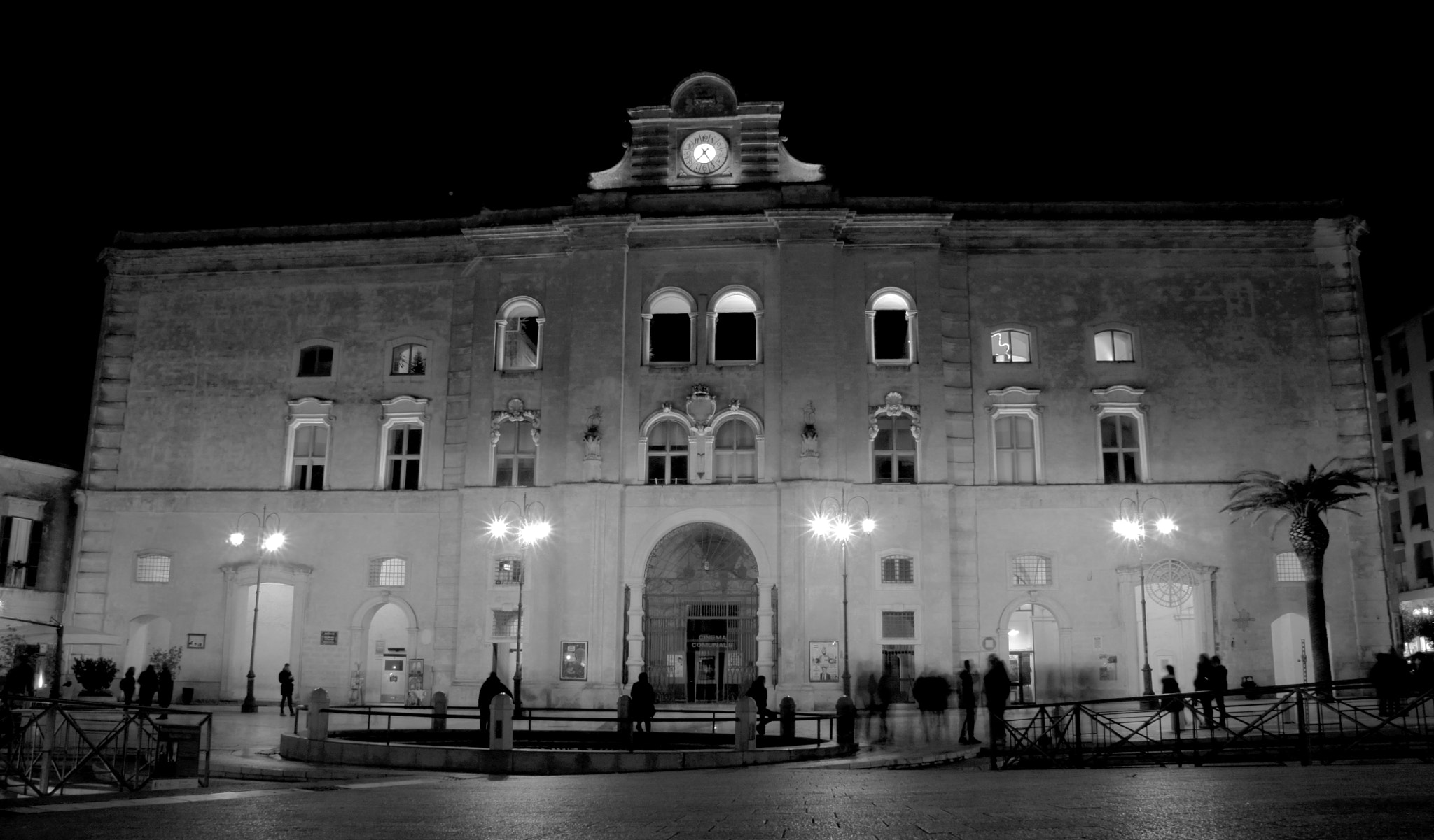 Sony Alpha NEX-5 + Tamron 18-200mm F3.5-6.3 Di III VC sample photo. Matera city center... photography