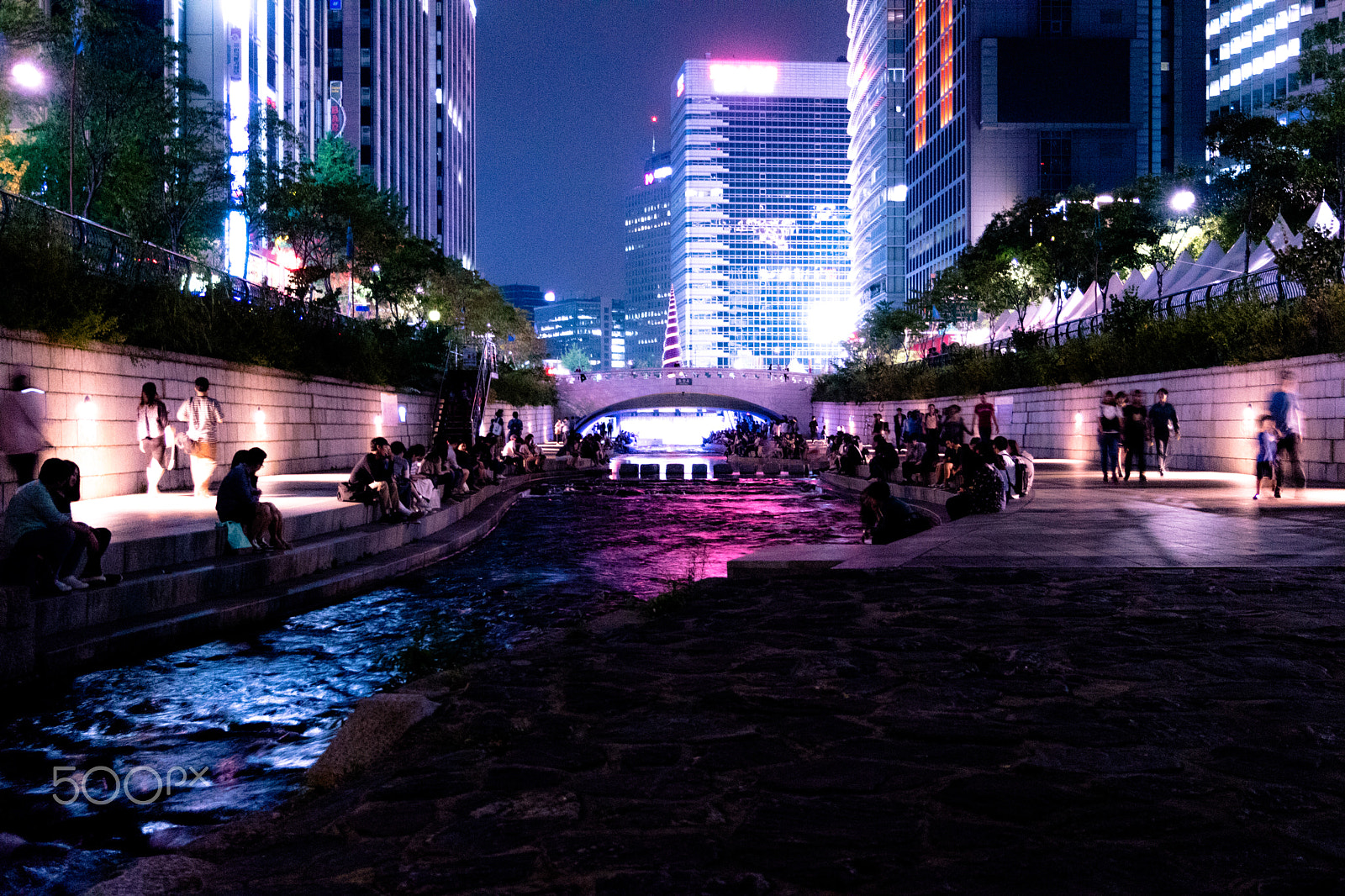Sony SLT-A68 sample photo. Cheonggyecheon photography