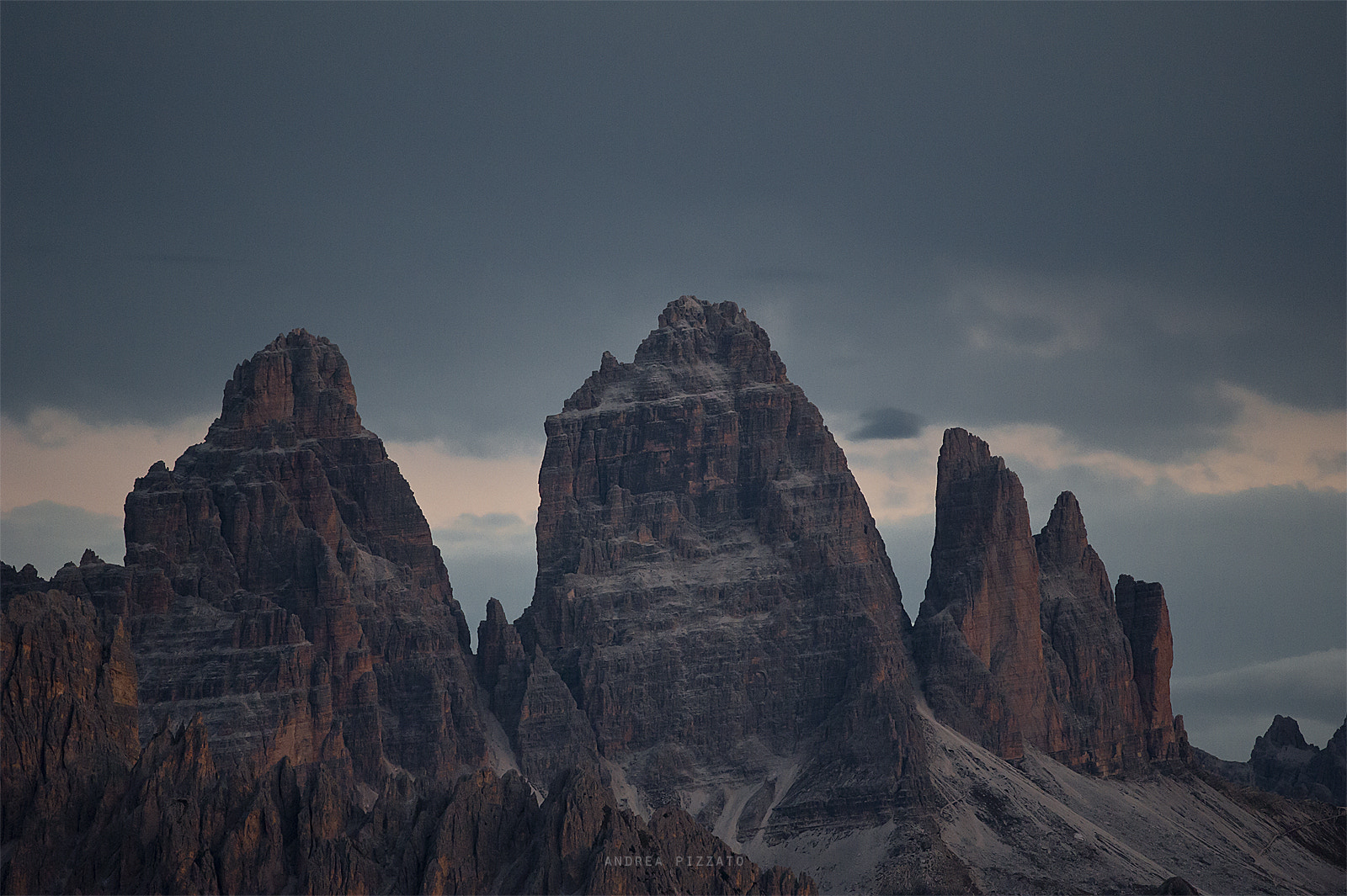 Nikon D700 + Nikon AF-S Nikkor 300mm F4D ED-IF sample photo. The way to mordor photography