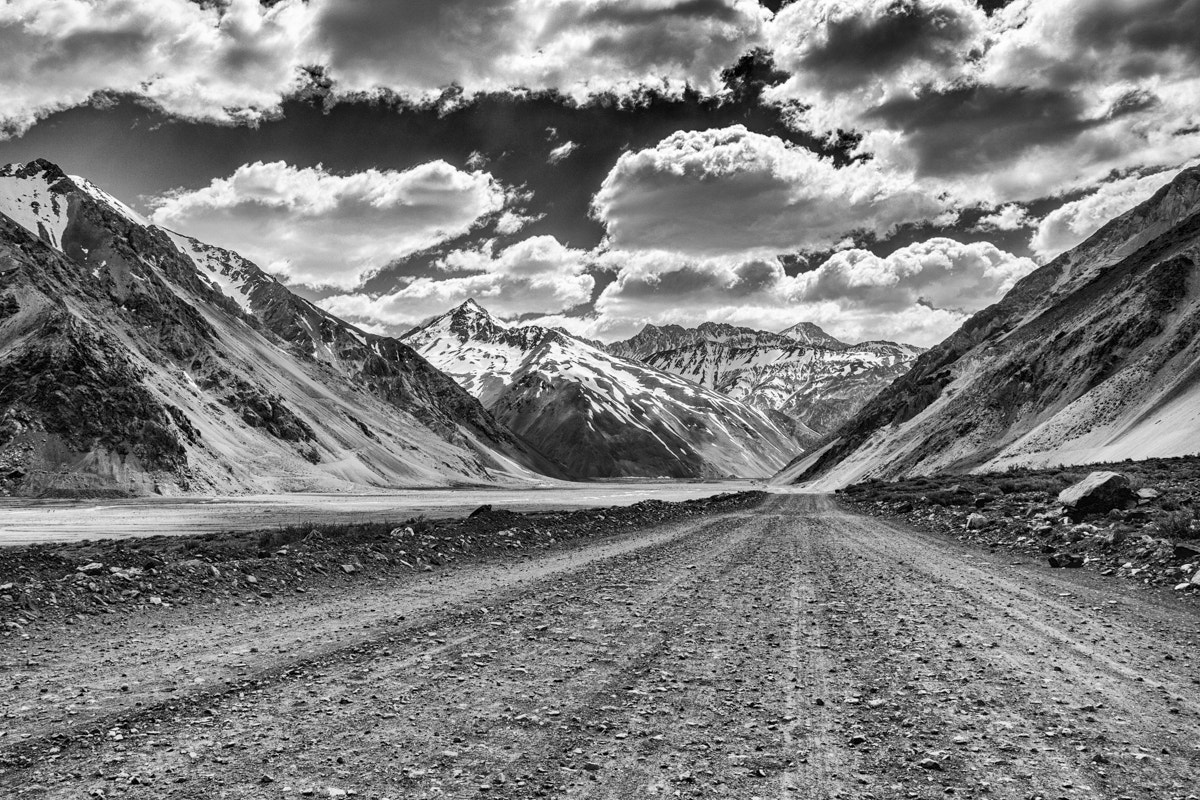 Tamron SP AF 17-50mm F2.8 XR Di II LD Aspherical (IF) sample photo. Cajón del maipo chile photography