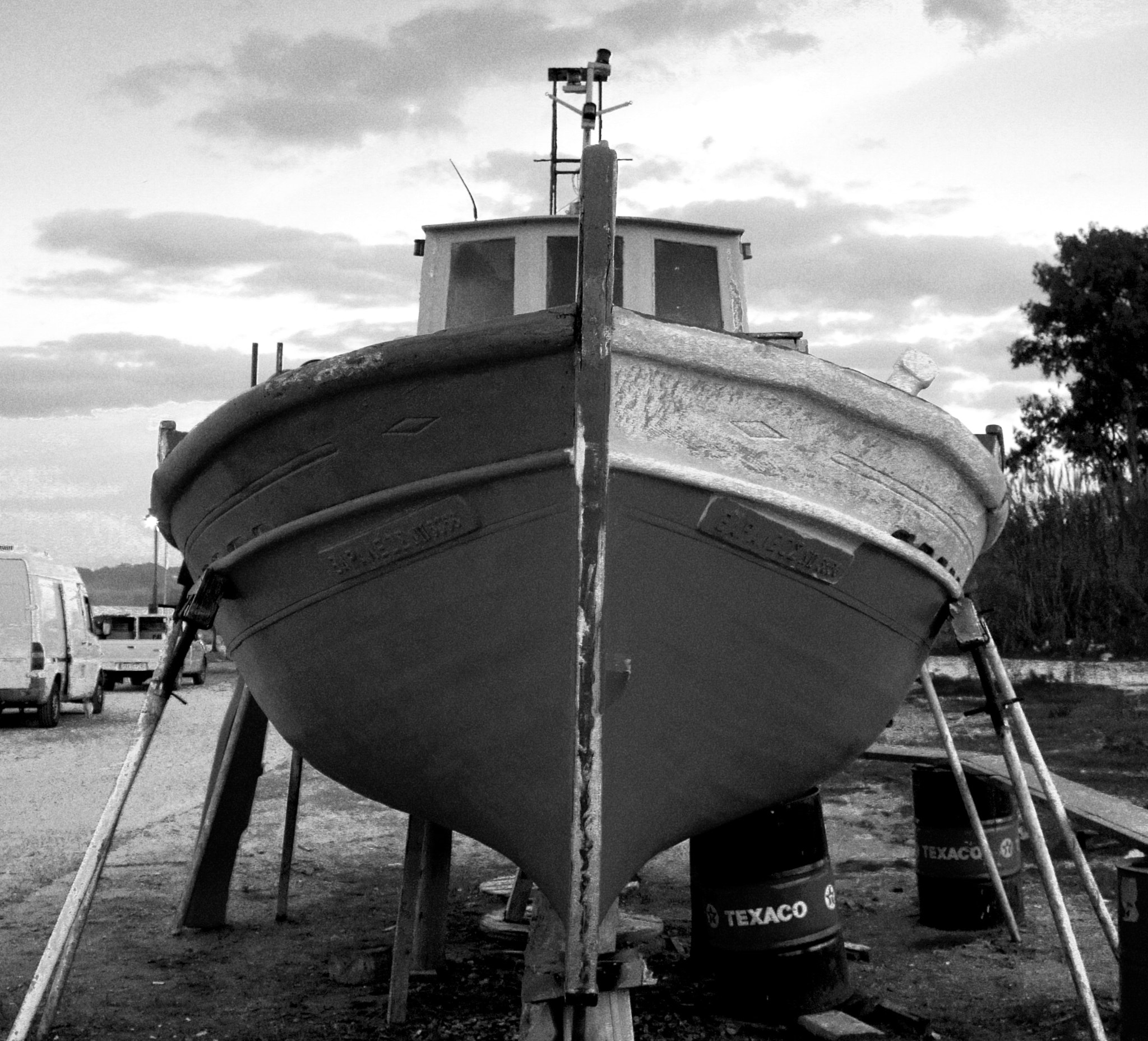 Tamron 18-200mm F3.5-6.3 Di III VC sample photo. Put me back in the water... photography