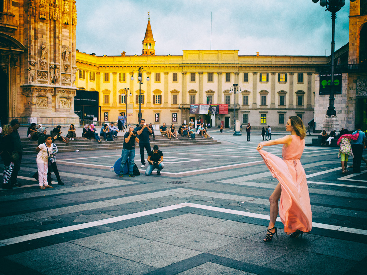 Nikon D4 + Sigma 35mm F1.4 DG HSM Art sample photo. Model in milano photography