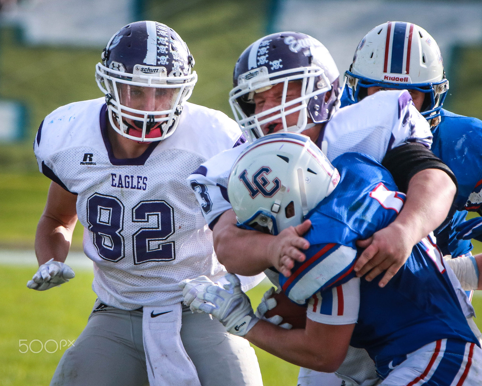 Tamron SP 150-600mm F5-6.3 Di VC USD sample photo. Hs football photography