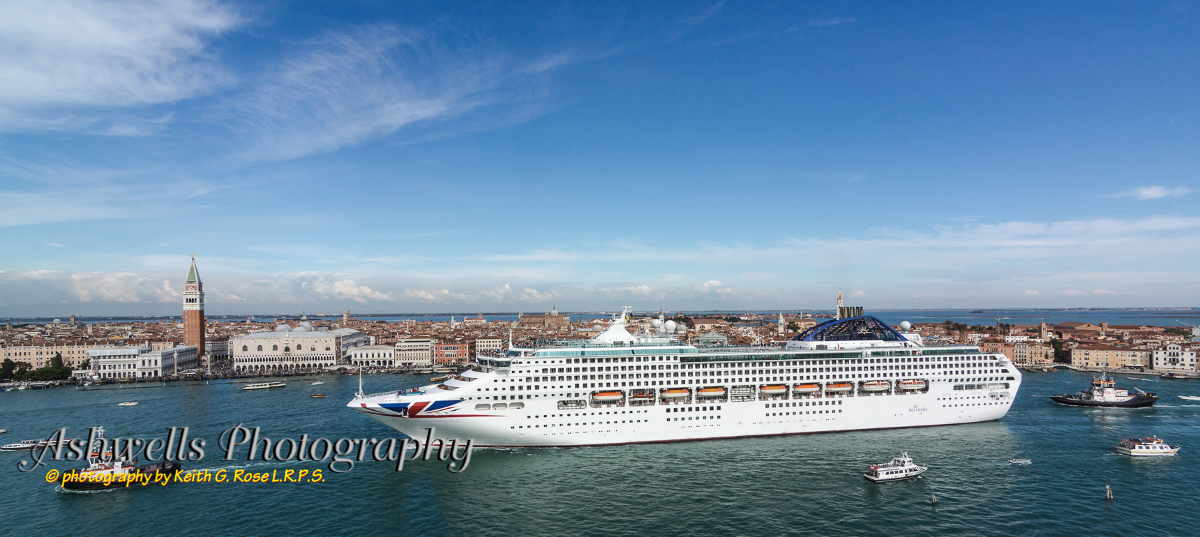 Sony SLT-A77 + 20mm F2.8 sample photo. "oceana" photography