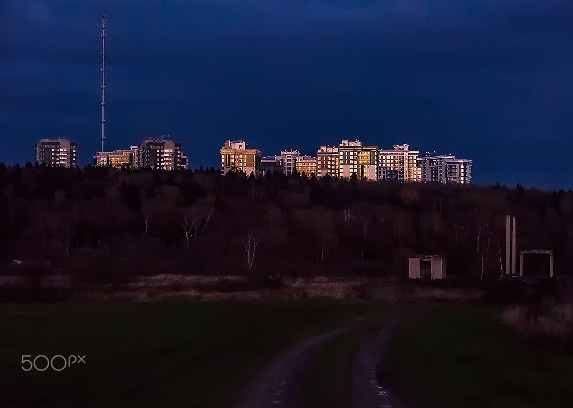 AF Zoom-Nikkor 28-105mm f/3.5-4.5D IF sample photo. Светящийся в ночи photography