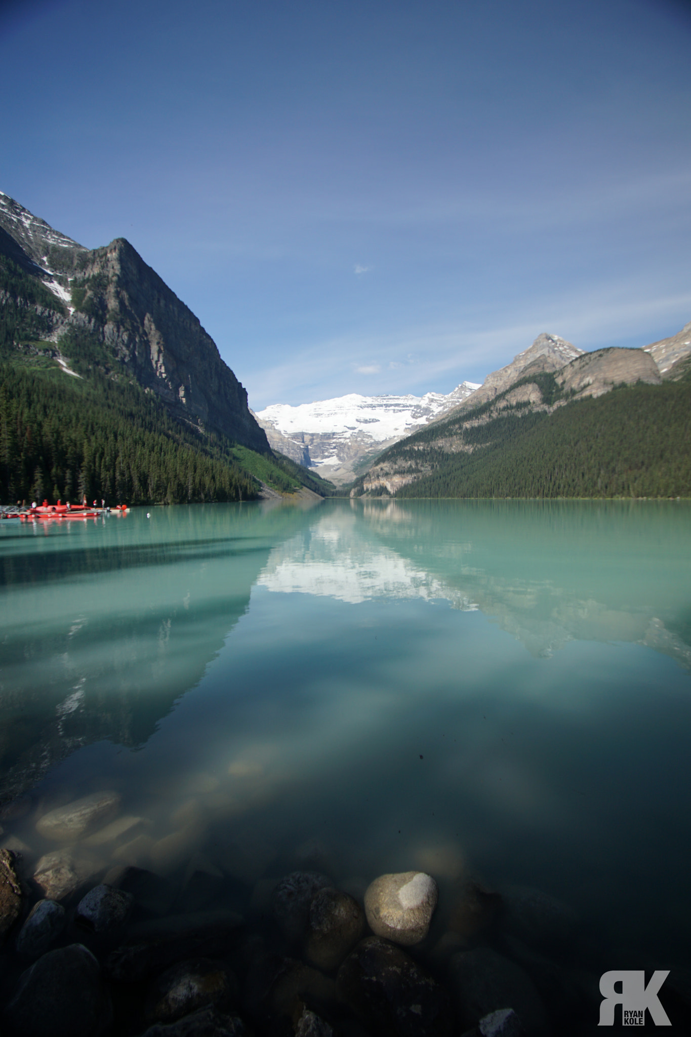 DT 10-24mm F3.5-4.5 SAM sample photo. Lake louise photography