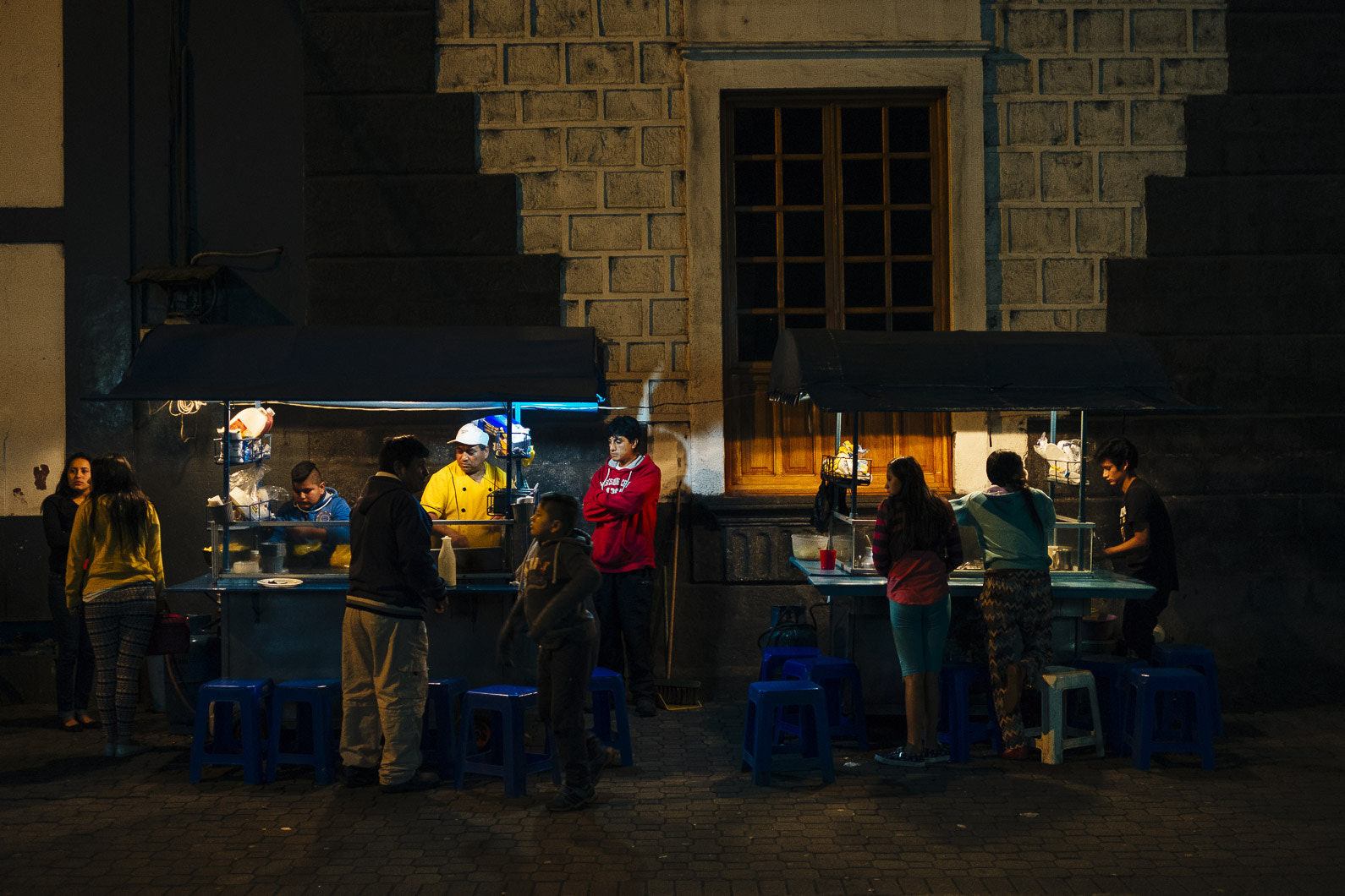 Fujifilm X-Pro1 + Fujifilm XF 27mm F2.8 sample photo. Baños, ecuador photography