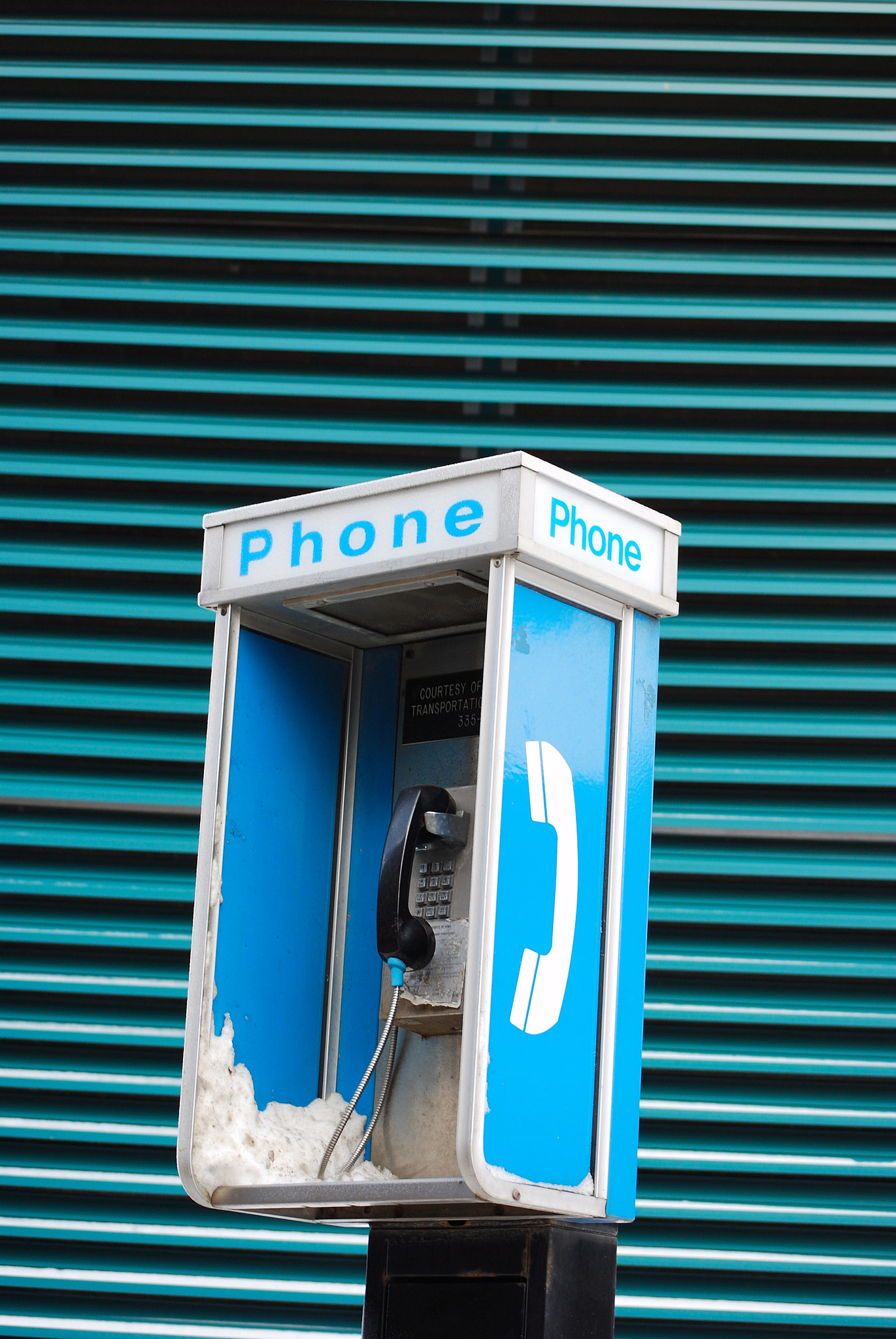 Nikon D40X sample photo. Pay phone photography