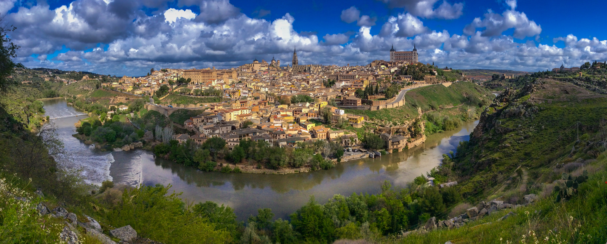 iPad mini 2 back camera 3.3mm f/2.4 sample photo. Mirador del valle view point, toledo, spain. photography