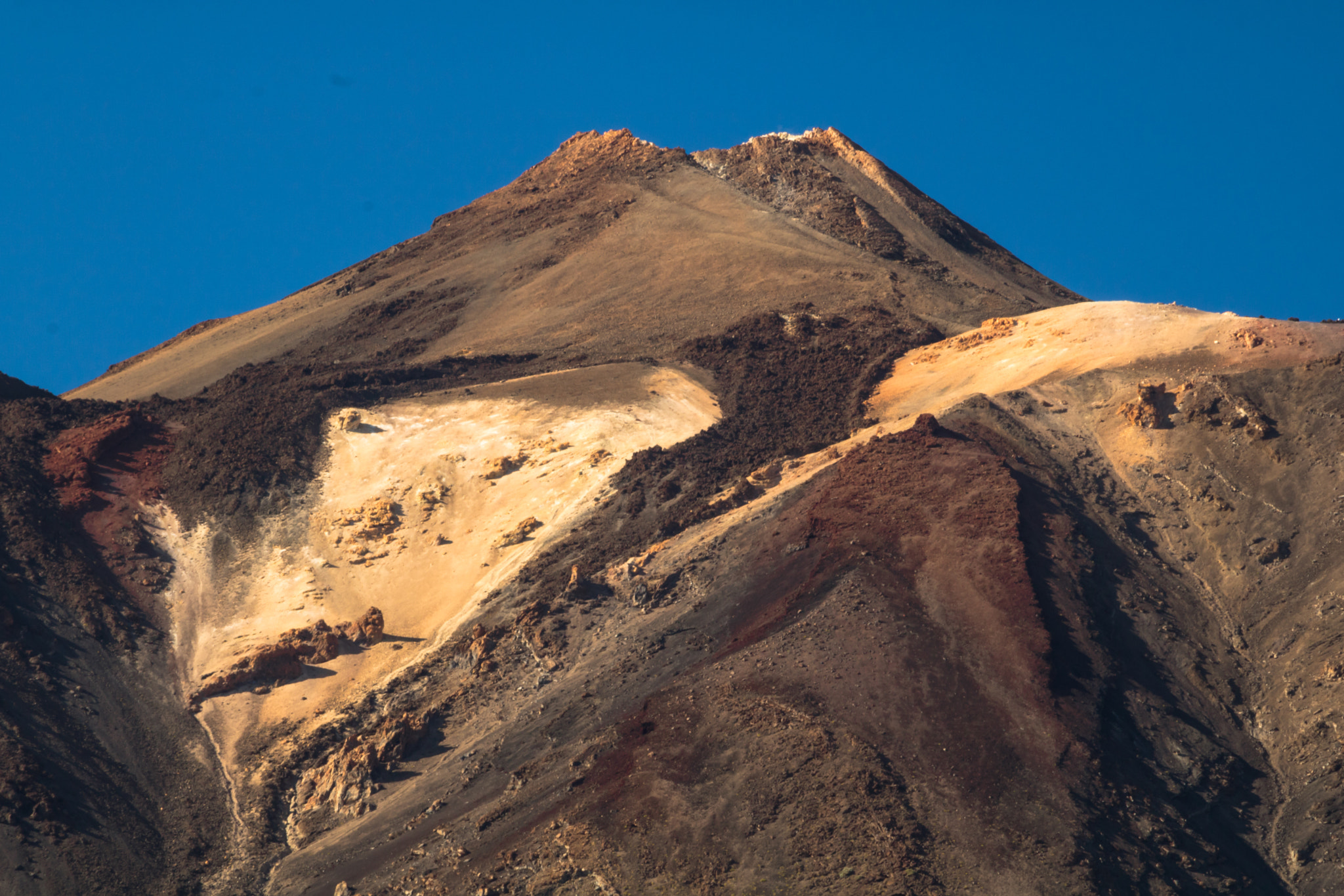 Canon EF-S 55-250mm F4-5.6 IS STM sample photo. The crater photography