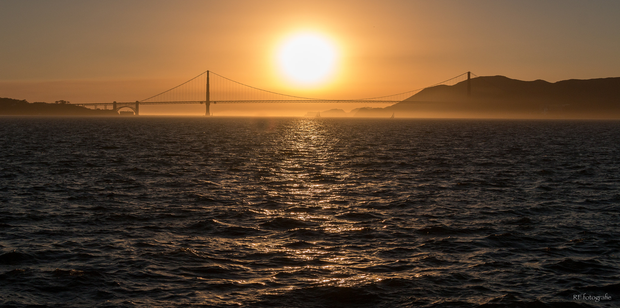 Canon EOS 70D + Sigma 24-105mm f/4 DG OS HSM | A sample photo. Sundown in san francisco photography