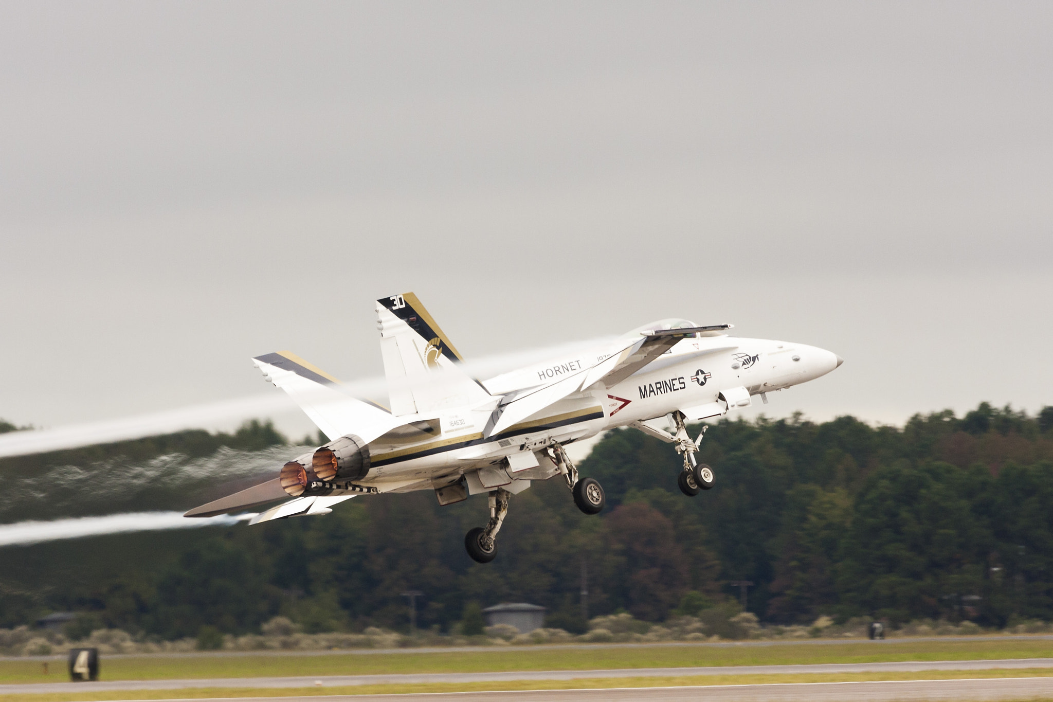 Canon EF 100-400mm F4.5-5.6L IS USM sample photo. Usm f/a-18 hornet photography