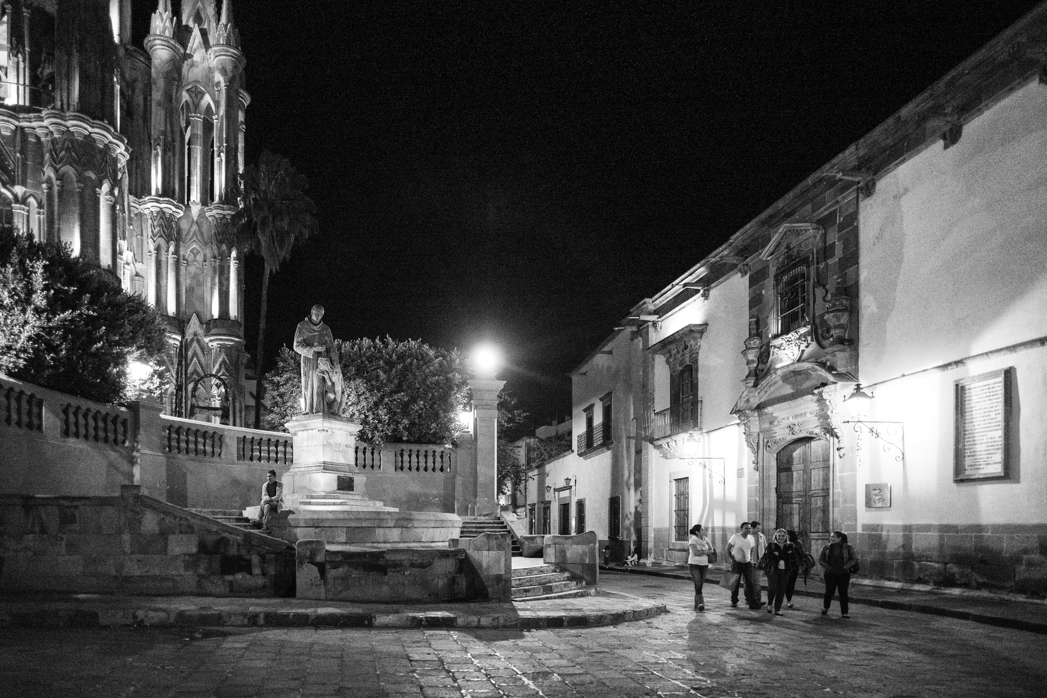 Elmarit-M 1:2.8/21 sample photo. Moments in san miguel de allende photography