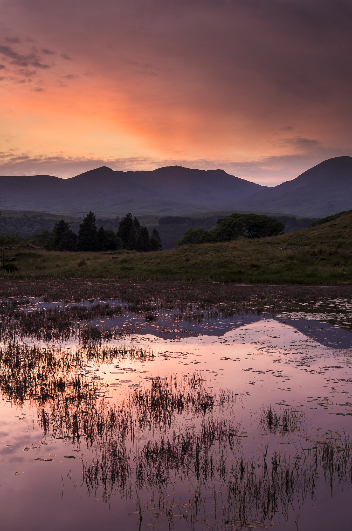 Sigma 18-200mm F3.5-6.3 II DC OS HSM sample photo. Kelly hall tarn sunset photography