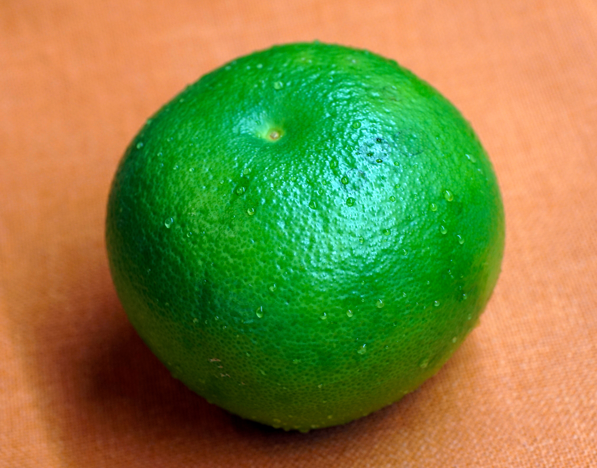 E 50mm F2.8 sample photo. Green grapefruit photography