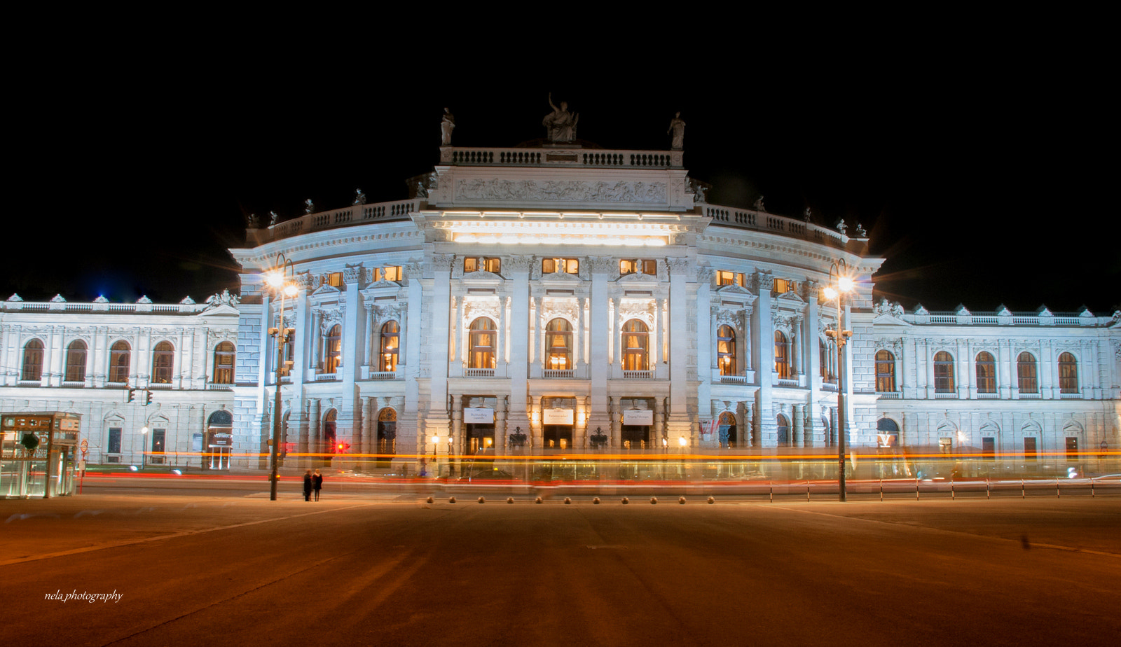 Nikon D80 + Sigma 18-200mm F3.5-6.3 DC sample photo. Burgtheater photography