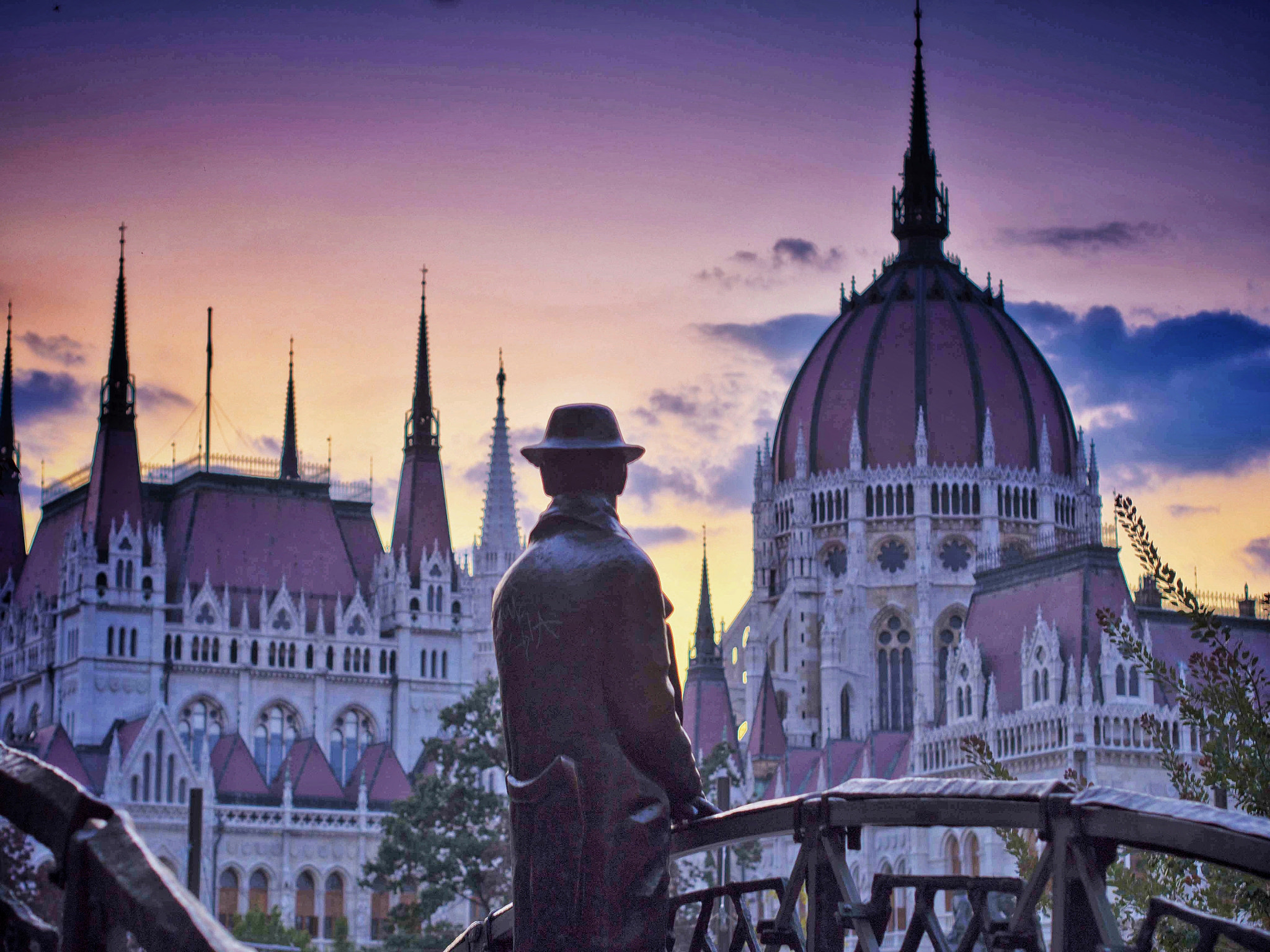 Olympus PEN E-PM2 sample photo. Amazing budapest photography