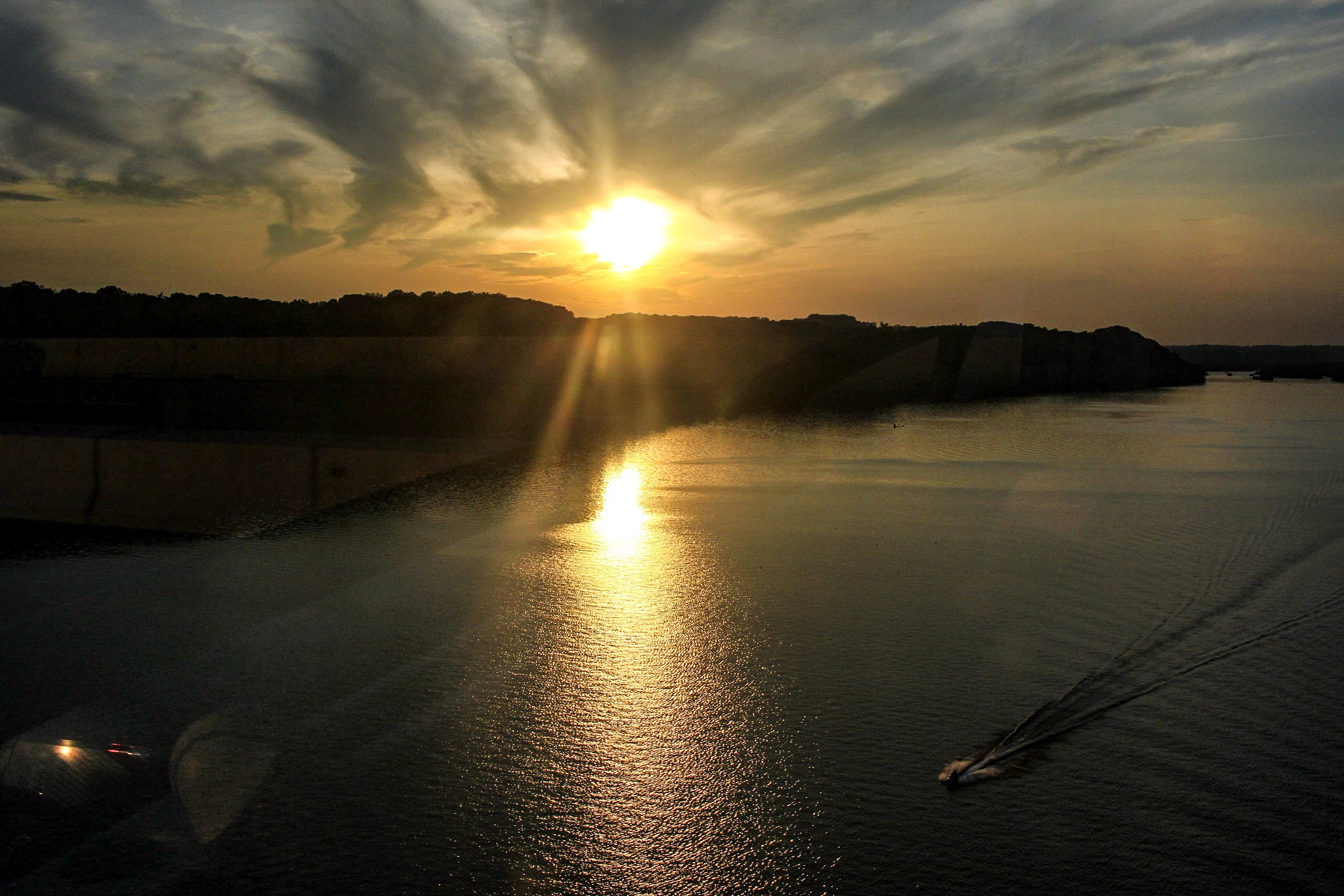 Canon EF-S 24mm F2.8 STM sample photo. Rolling photography