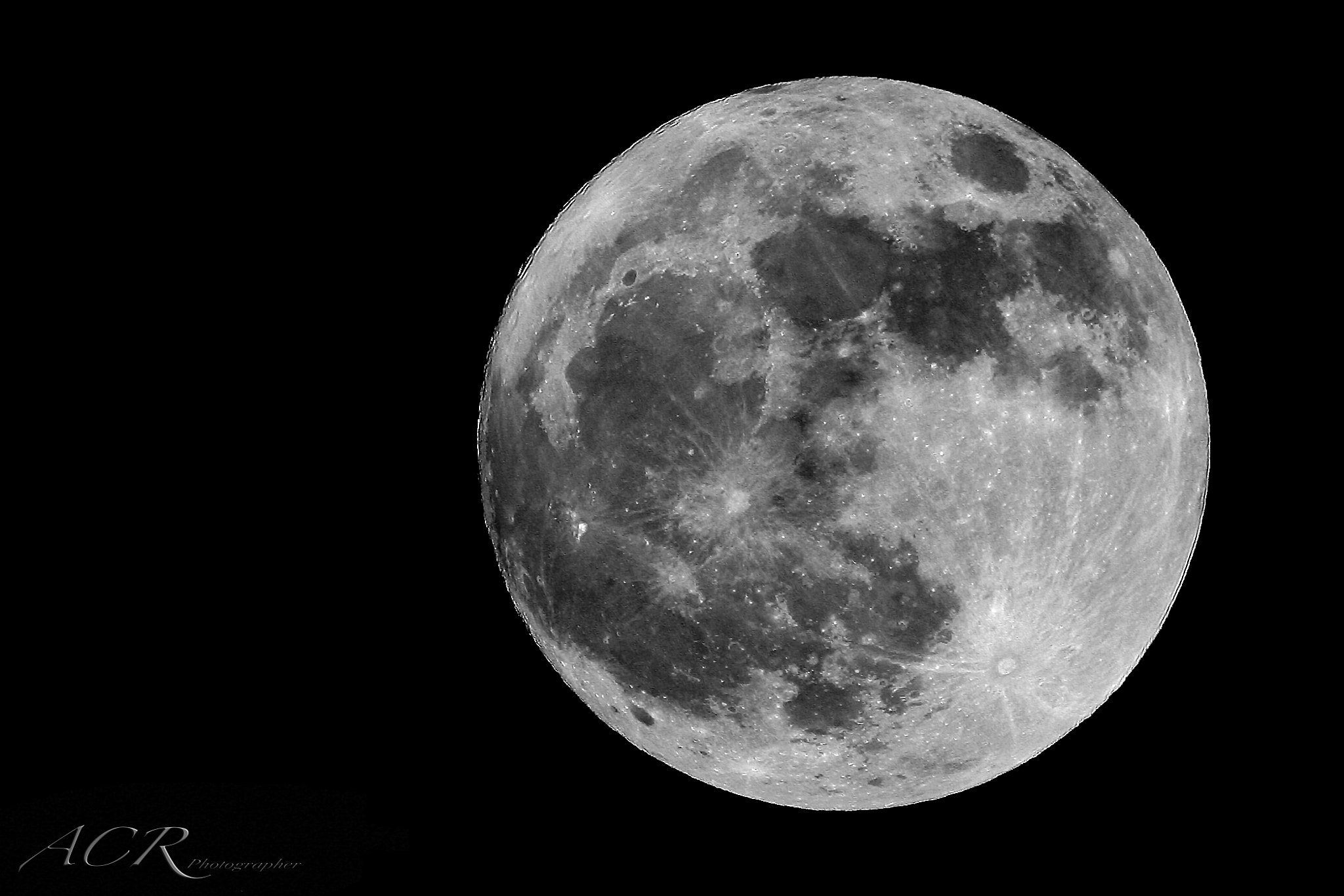 Sigma 50-500mm f/4-6.3 APO HSM EX sample photo. One night before full moon photography
