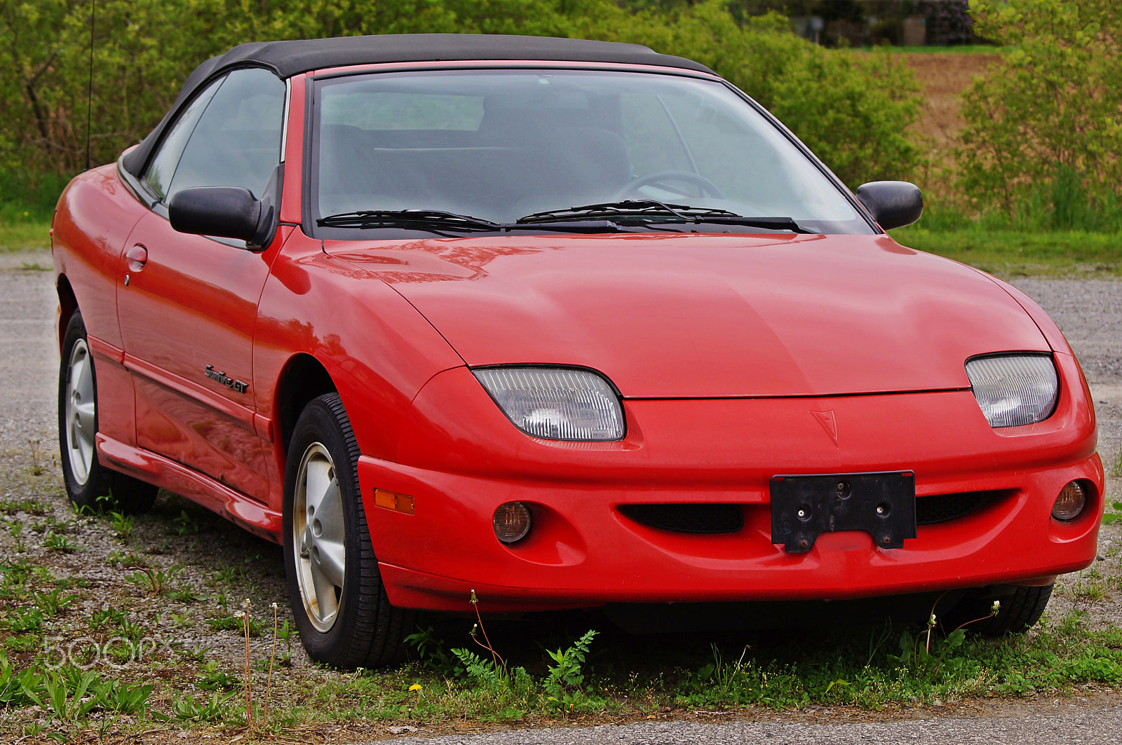 Sony 75-300mm F4.5-5.6 sample photo. Pontiac sunfire photography