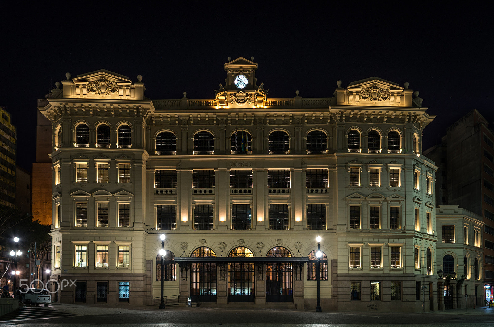 Nikon D610 + Sigma 12-24mm F4.5-5.6 II DG HSM sample photo. Edificio correo photography