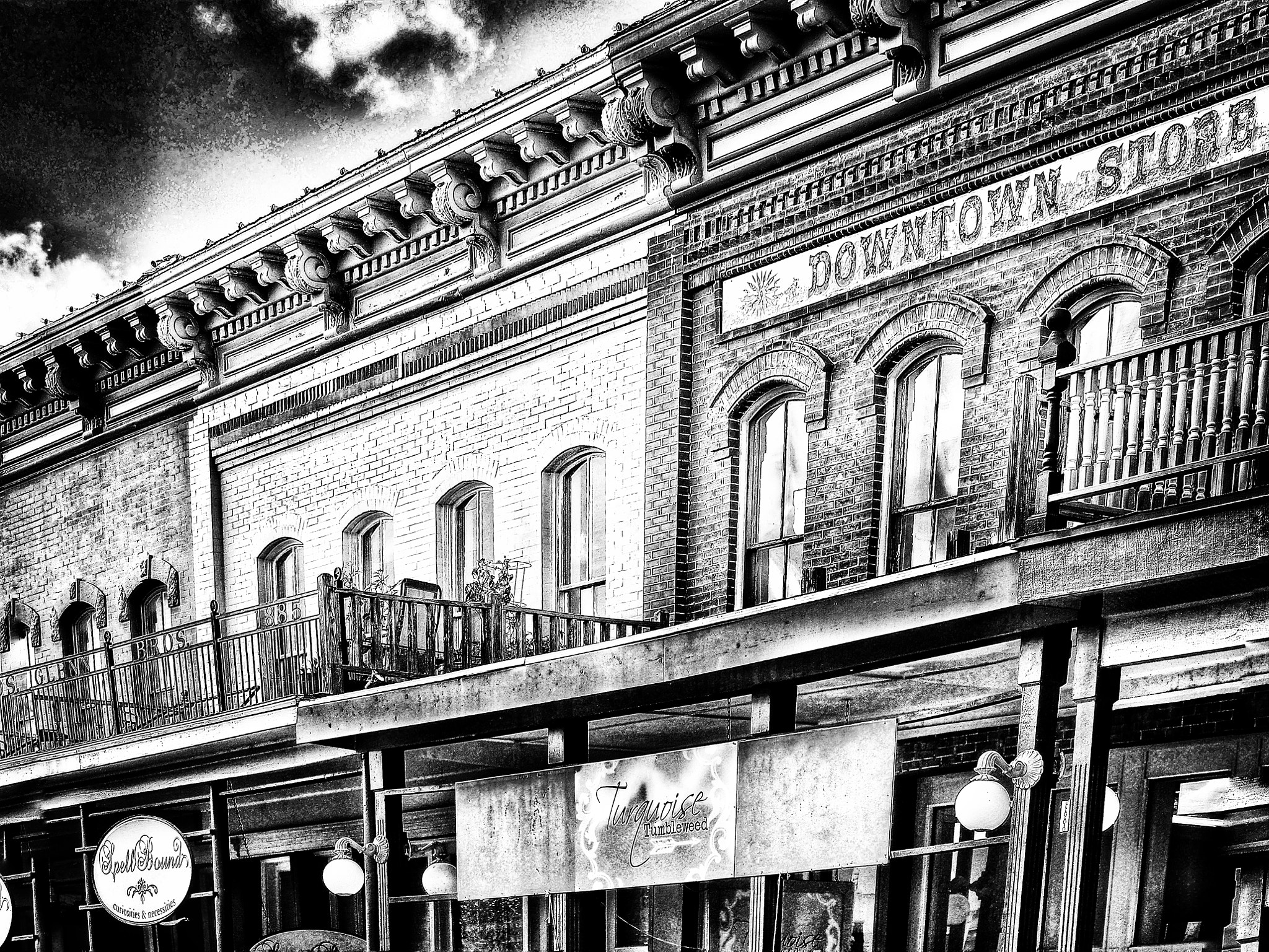Olympus PEN E-P5 sample photo. The downtown store photography
