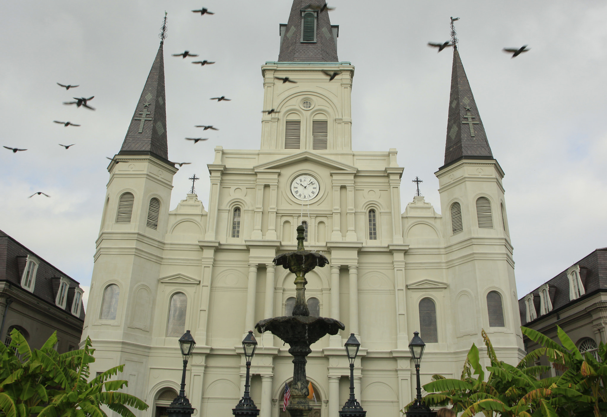 Canon EF 28-80mm f/2.8-4L sample photo. Jackson square in the french quarter photography