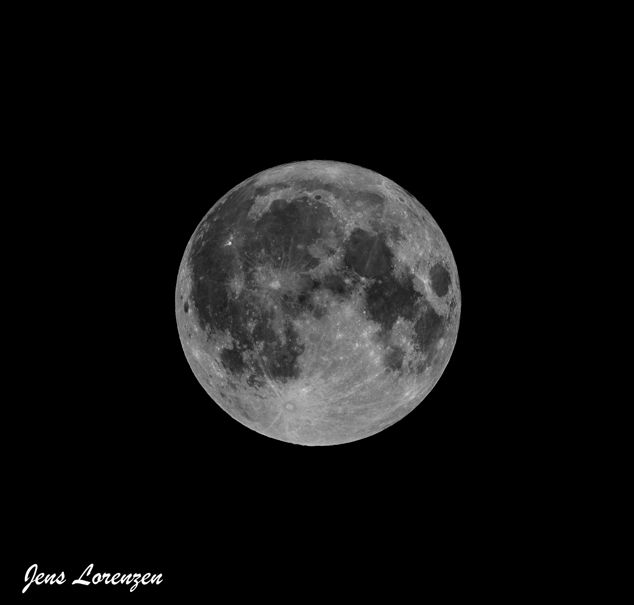 Nikon AF-S Nikkor 300mm F2.8G ED VR II sample photo. Moon (of ) photography