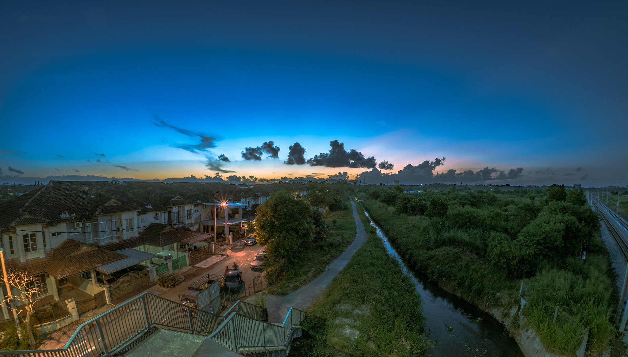 Nikon D750 + Sigma 15mm F2.8 EX DG Diagonal Fisheye sample photo. Sunset. photography